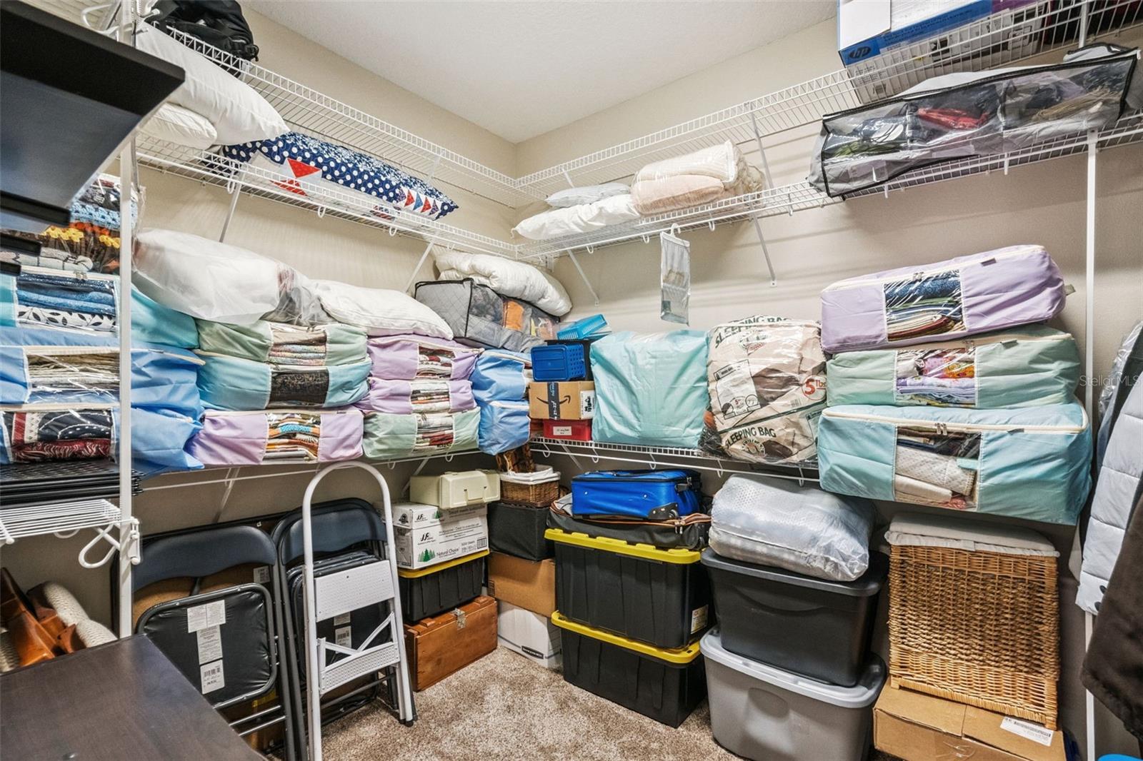 Image 27 of 51 For 21937 King Alfred Street