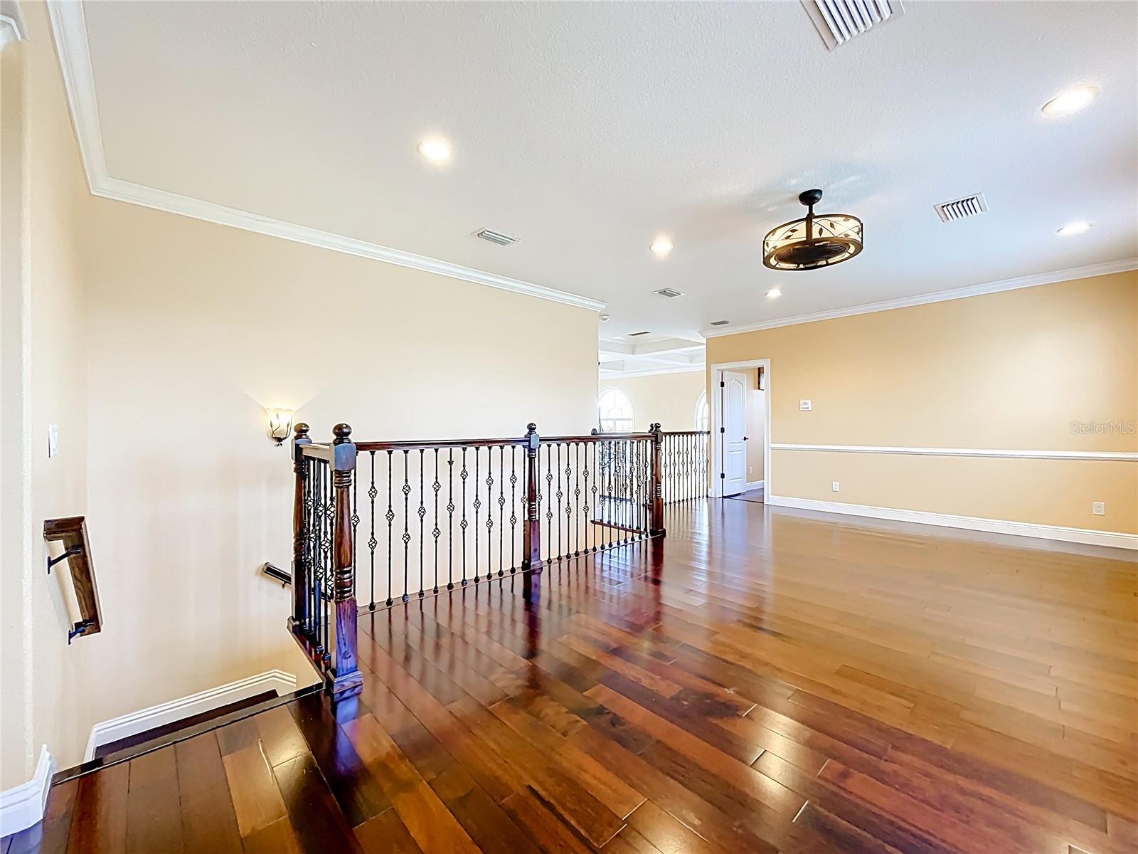 Image 73 of 100 For 2462 Linkwood Avenue