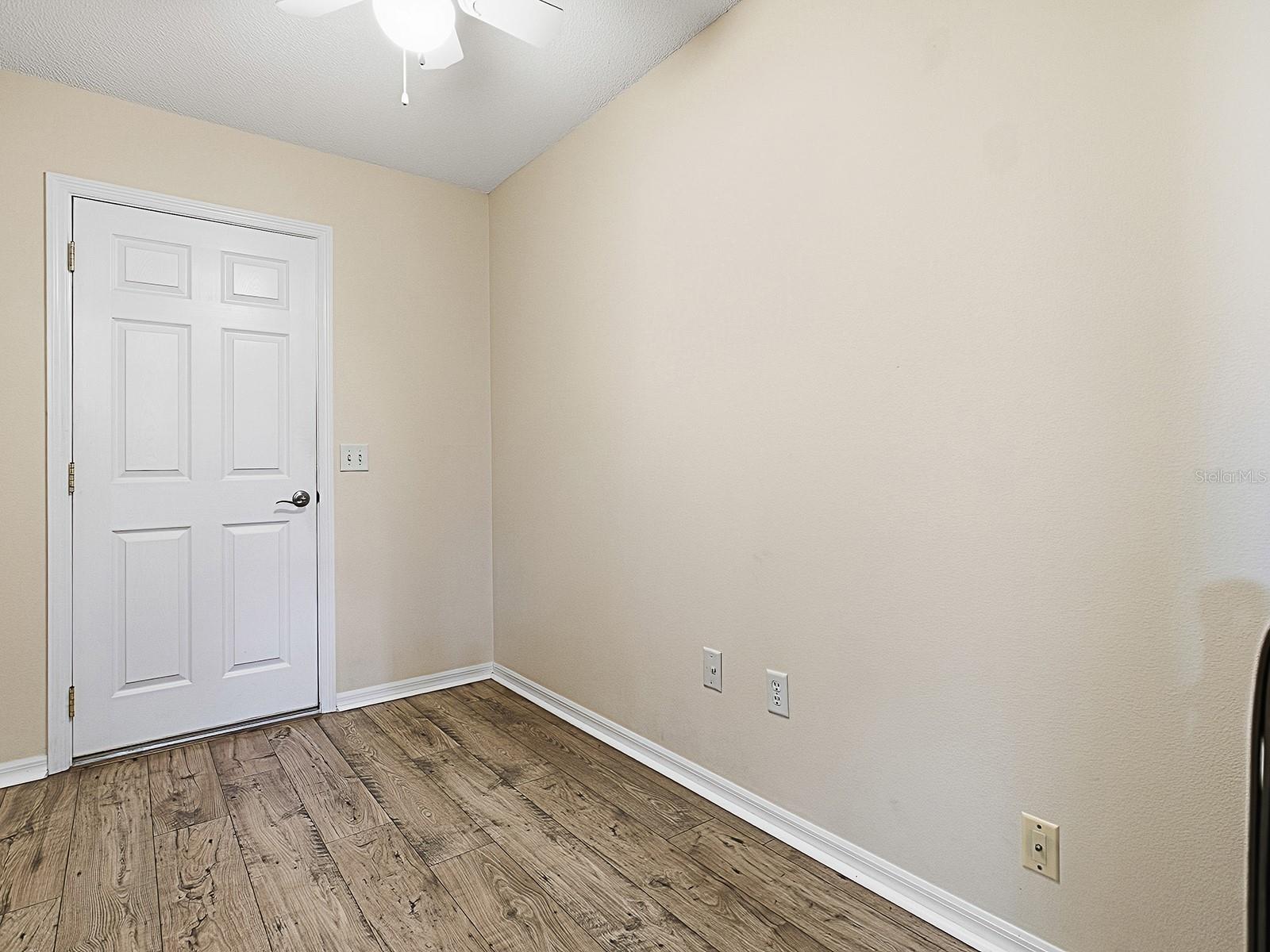 Image 13 of 38 For 16899 96th Chapelwood Circle