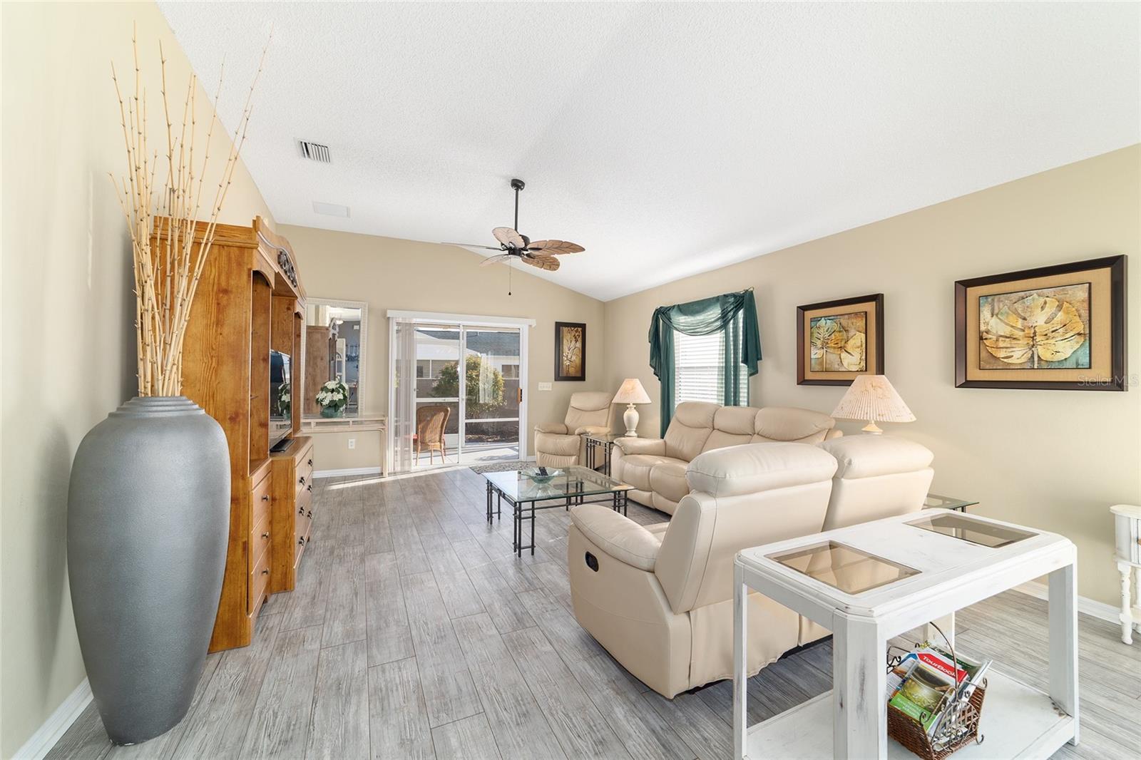 Image 12 of 68 For 17773 91st Freedom Court