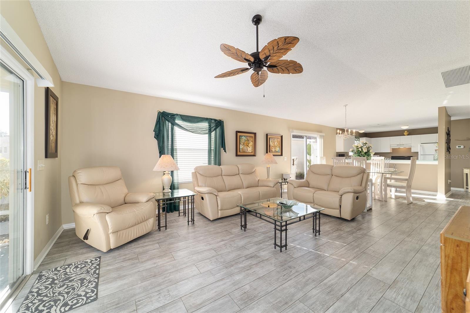 Image 16 of 68 For 17773 91st Freedom Court