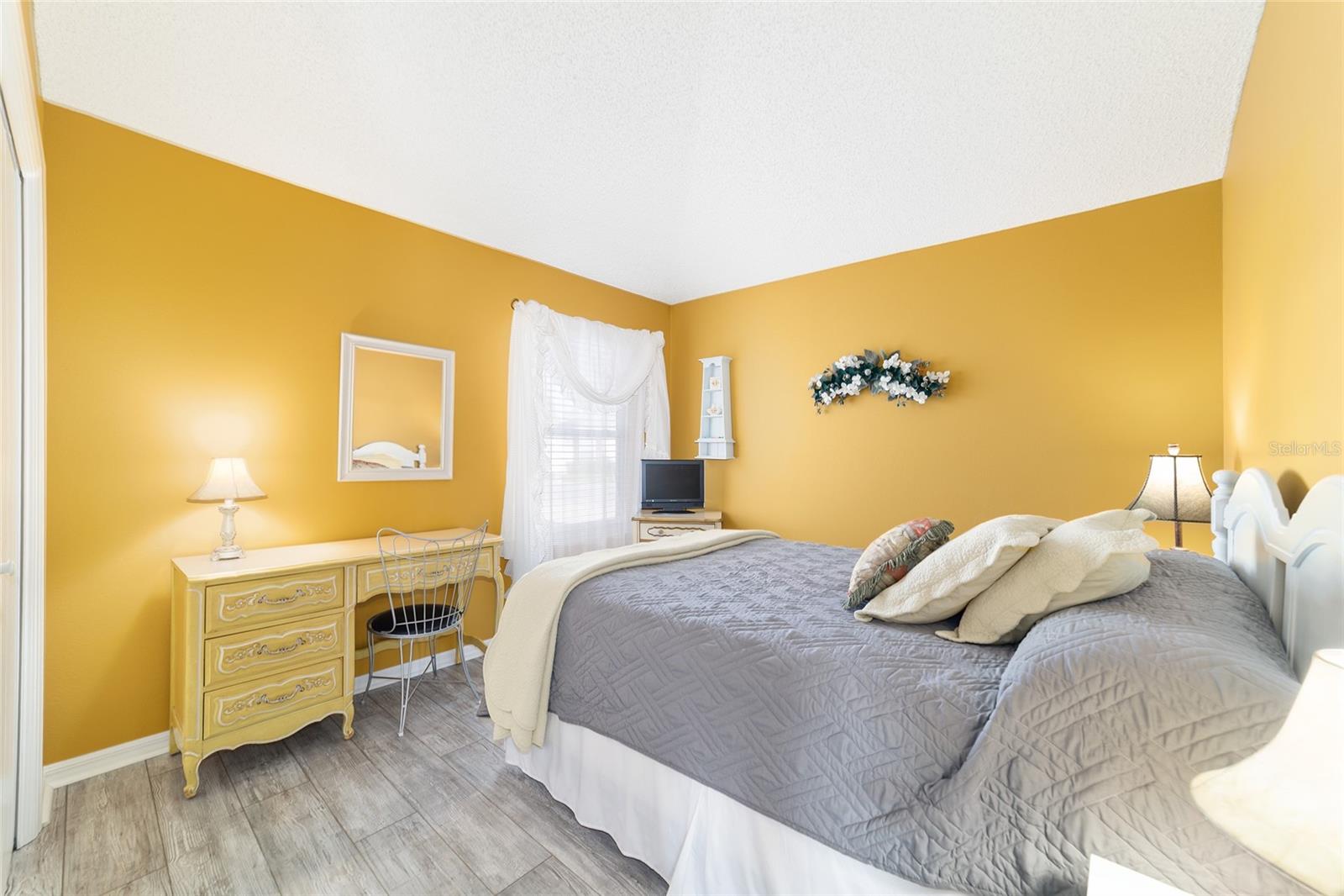 Image 39 of 68 For 17773 91st Freedom Court