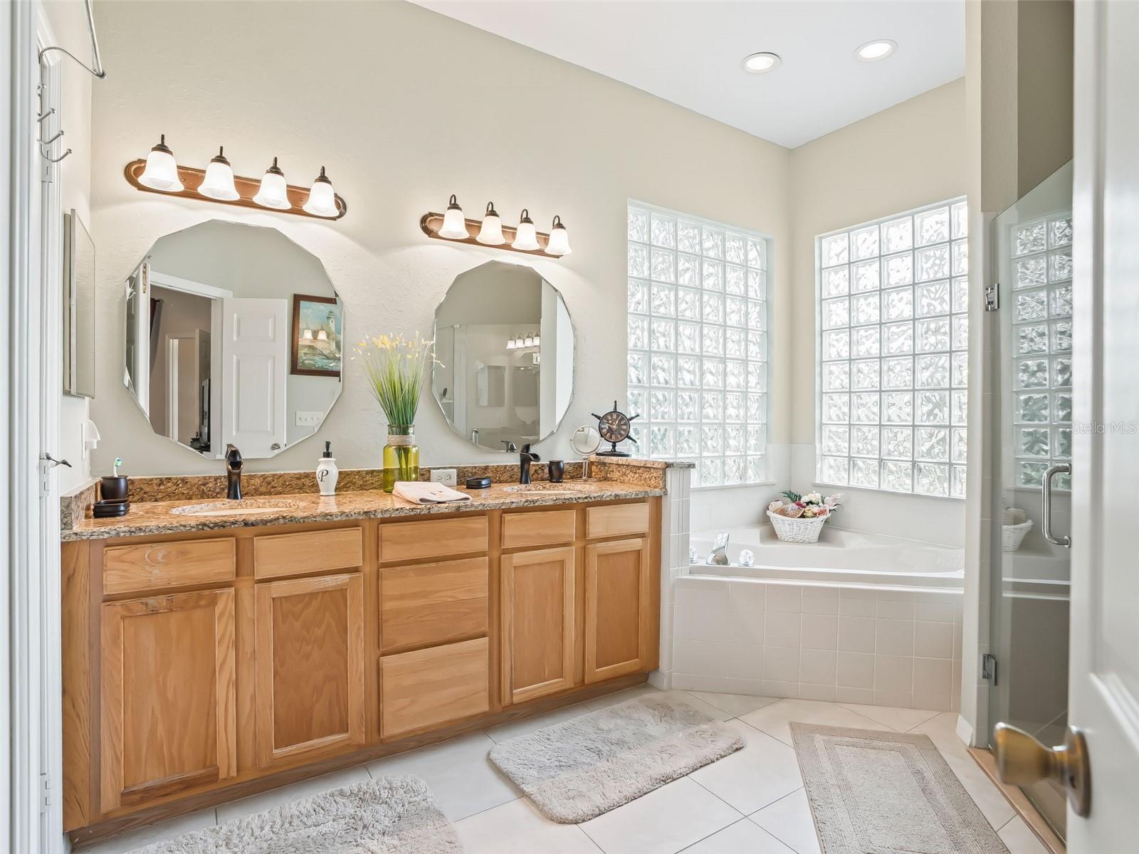 Image 43 of 83 For 17243 116th Court Road