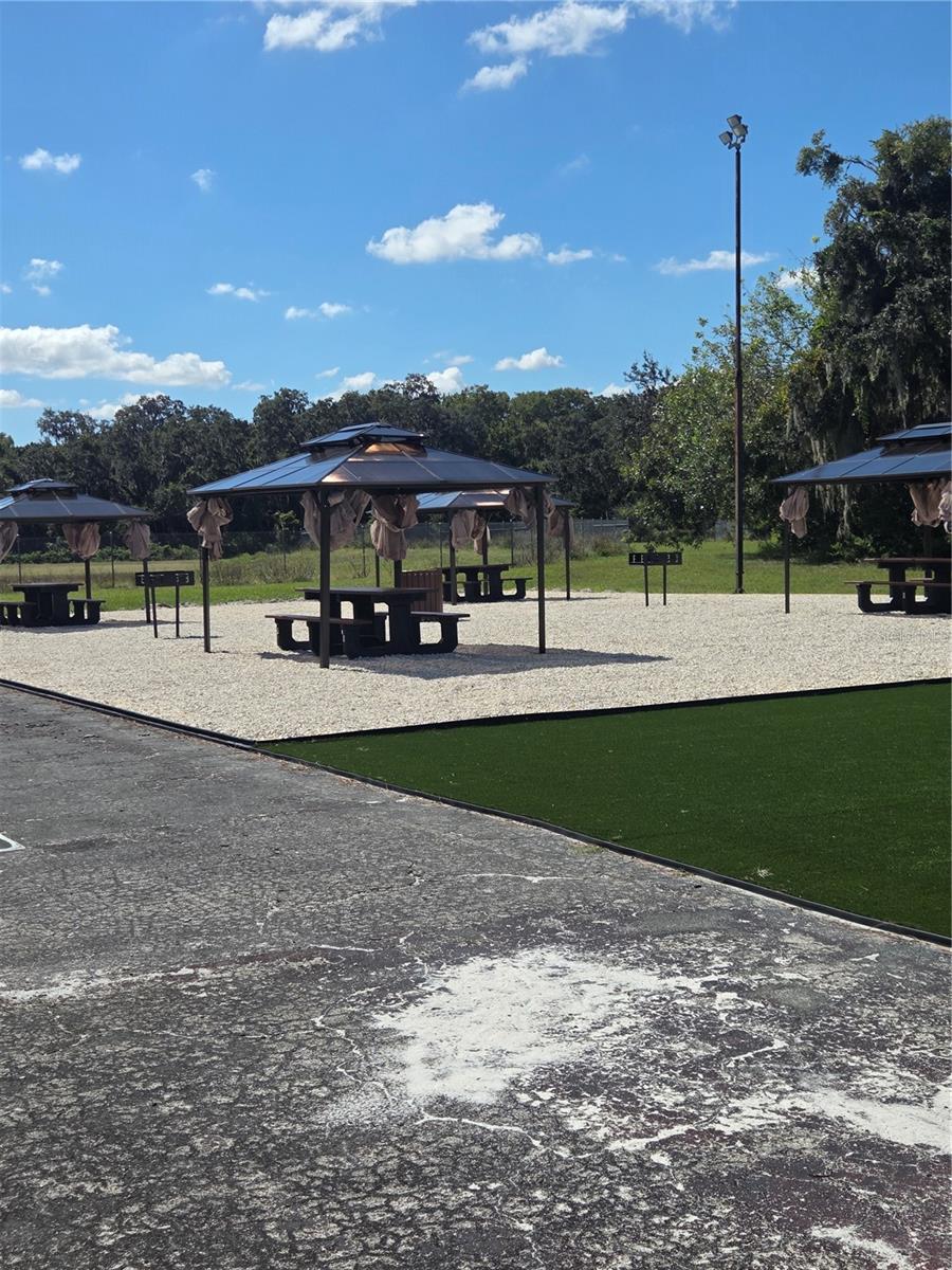 Image 19 of 21 For 23204 Sandalwood Drive 23204