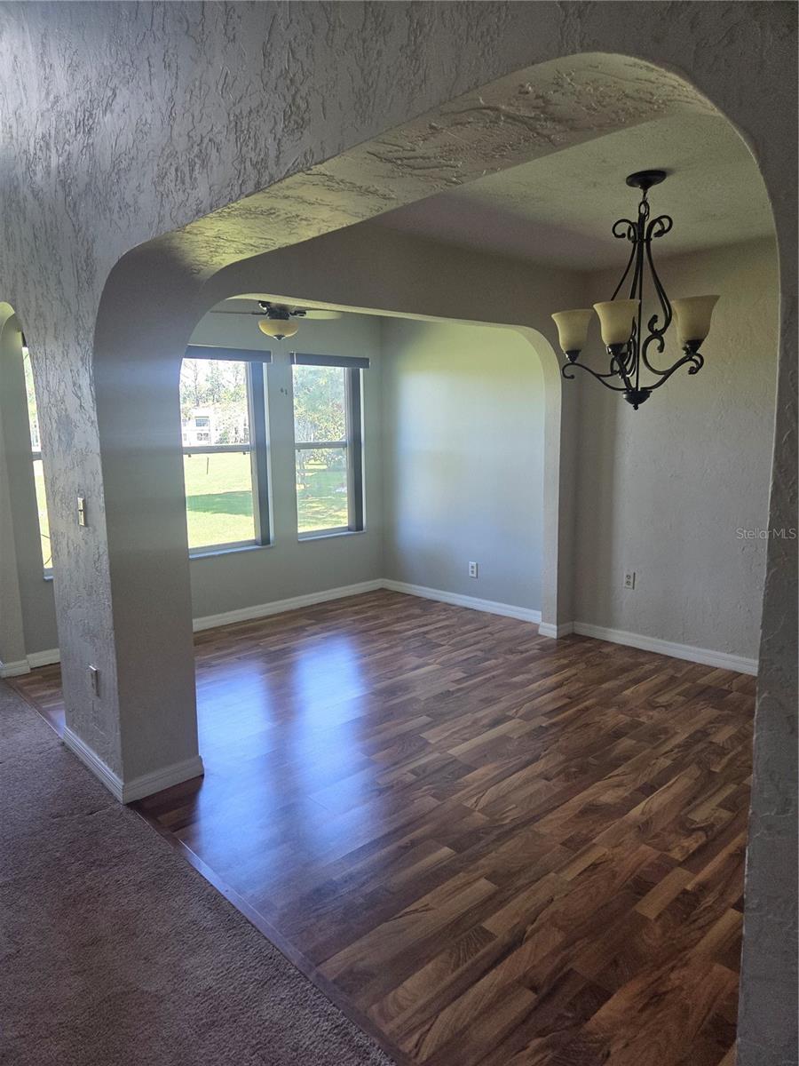 Image 5 of 21 For 23204 Sandalwood Drive 23204