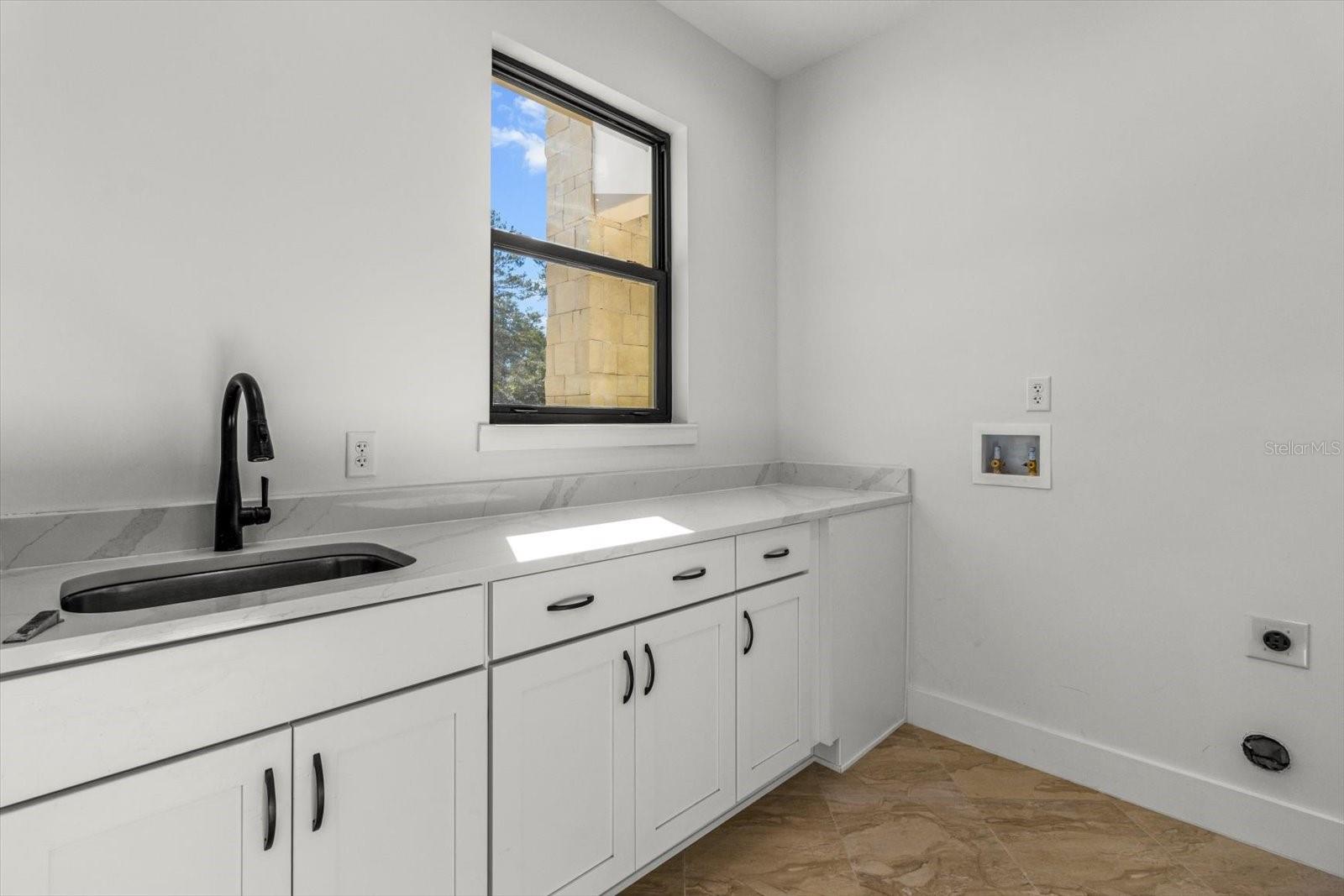 Image 20 of 46 For 4380 Malaluka Circle