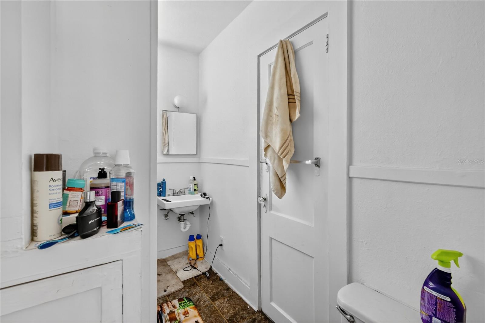 Image 15 of 30 For 1120 Webster Street