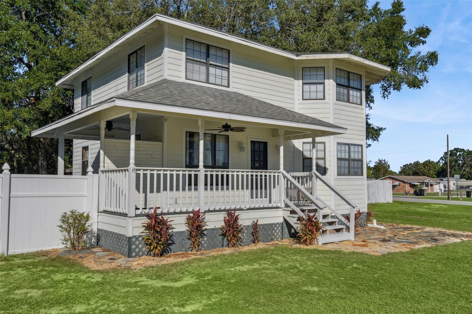 Image 3 of 48 For 9270 157th Place