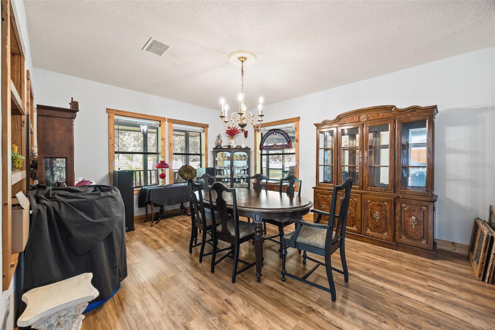 Image 17 of 93 For 3140 23rd Place