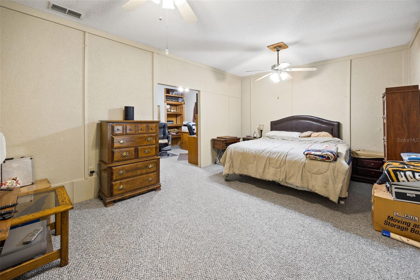 Image 29 of 93 For 3140 23rd Place