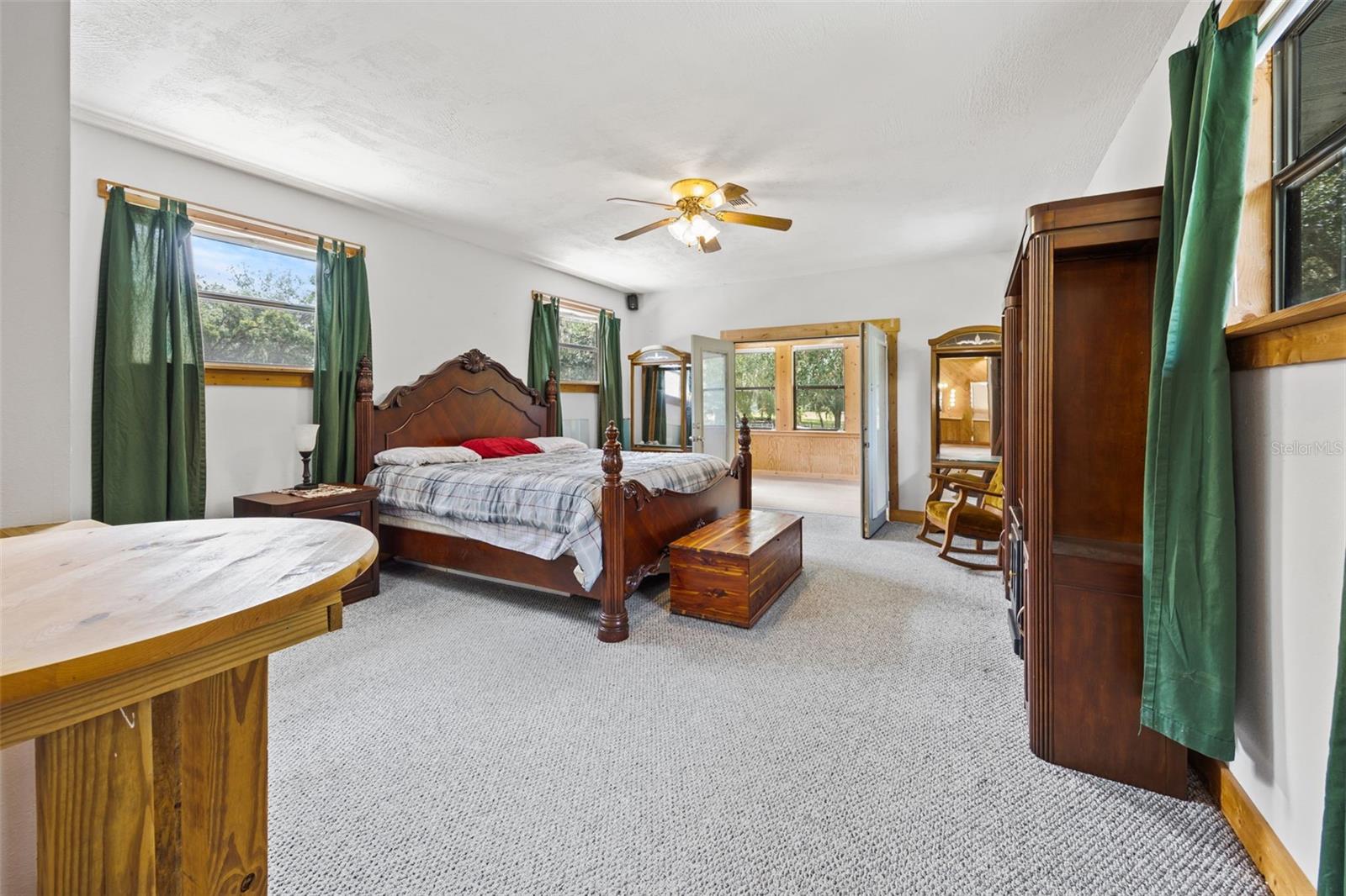 Image 34 of 93 For 3140 23rd Place