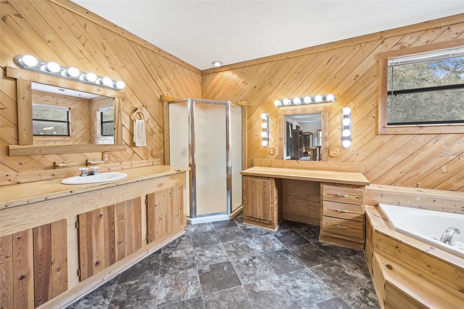 Image 39 of 93 For 3140 23rd Place