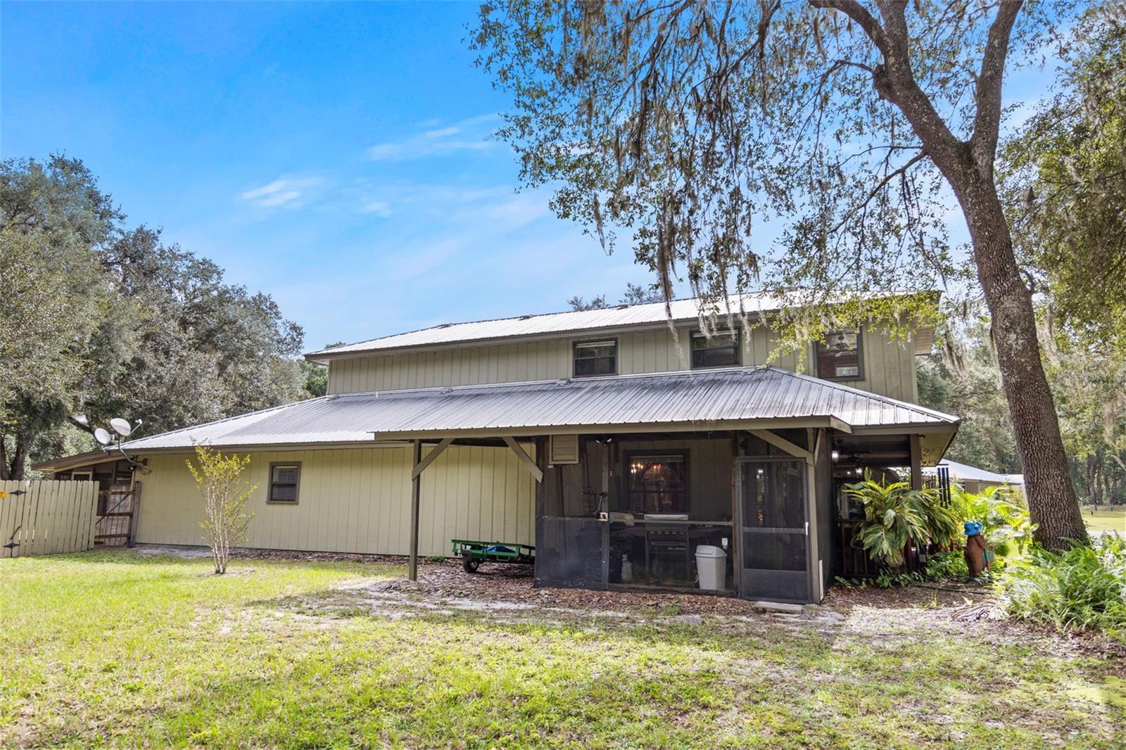 Image 60 of 93 For 3140 23rd Place