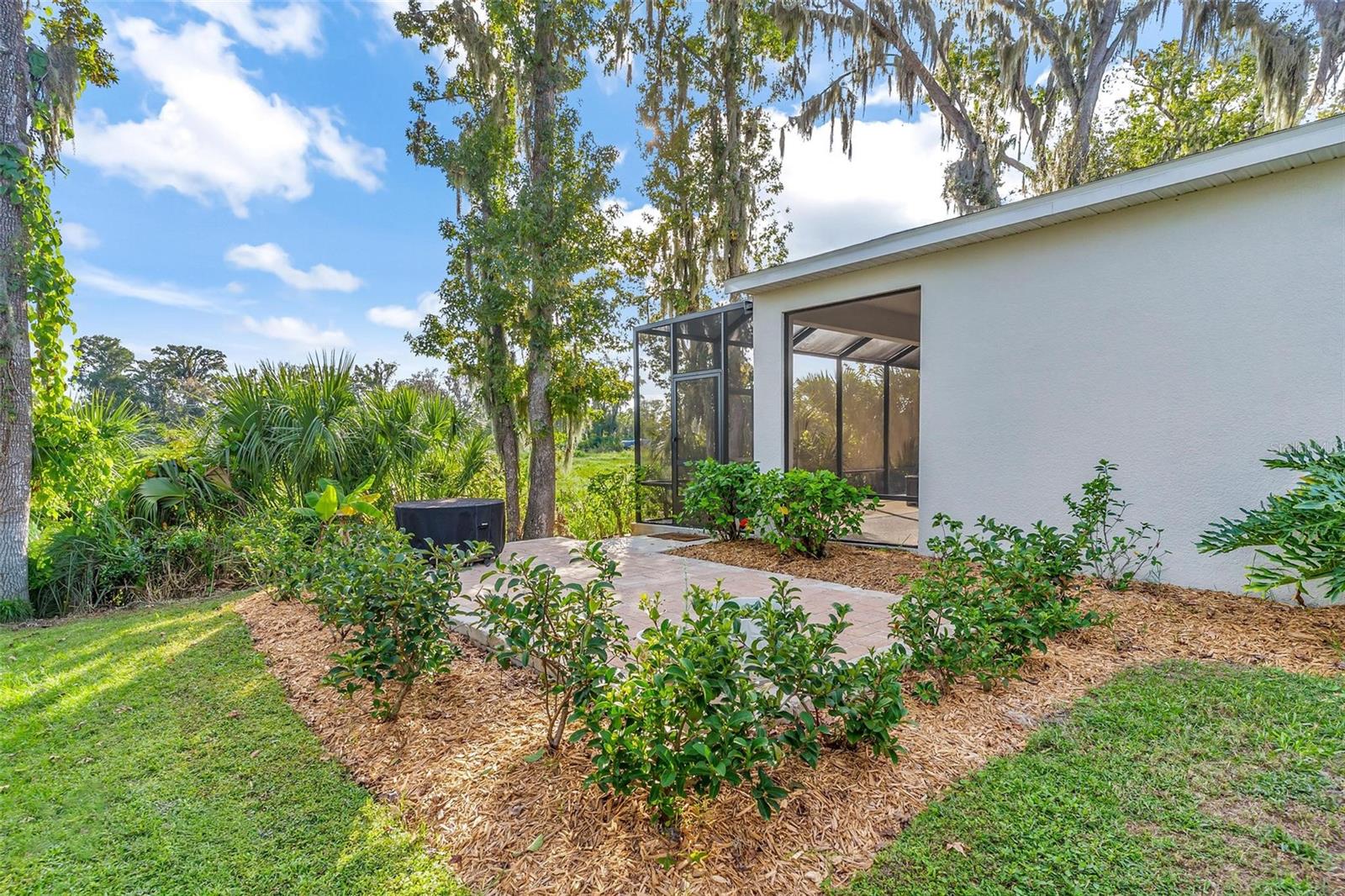 Image 35 of 40 For 944 Belle Oak Drive