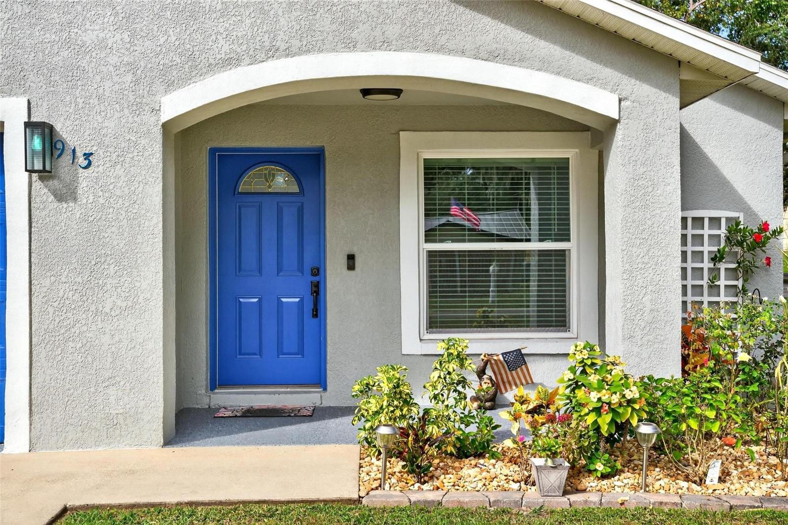 Image 21 of 25 For 913 Powell Street