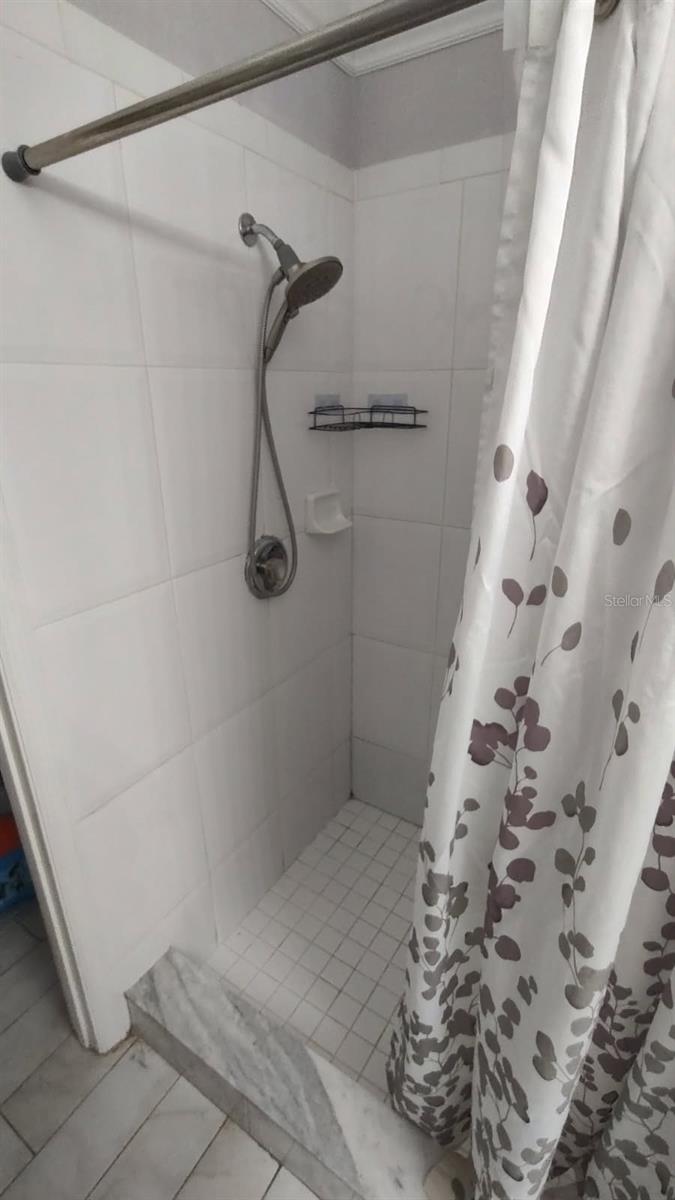 Image 17 of 28 For 6421 Ashville Drive