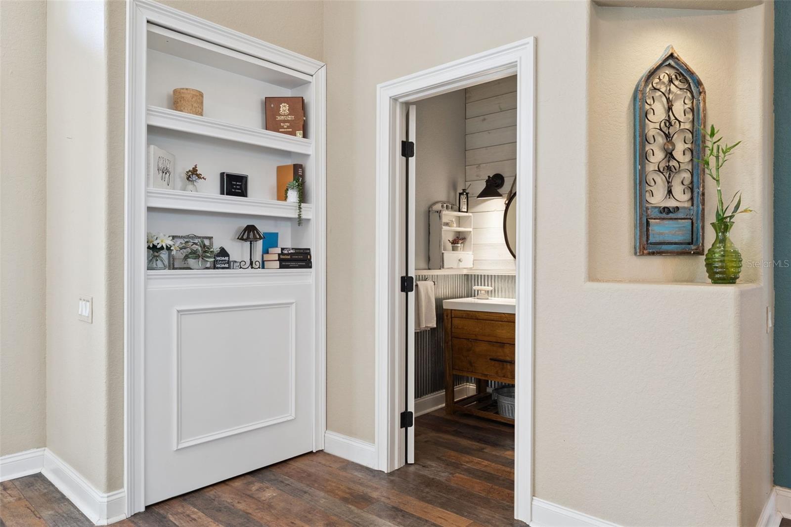 Image 16 of 58 For 12736 Lake Ridge Circle