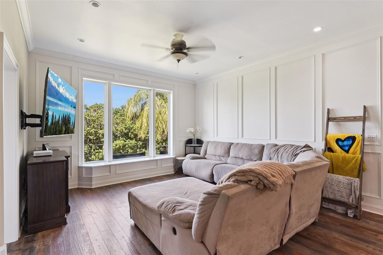 Image 21 of 58 For 12736 Lake Ridge Circle