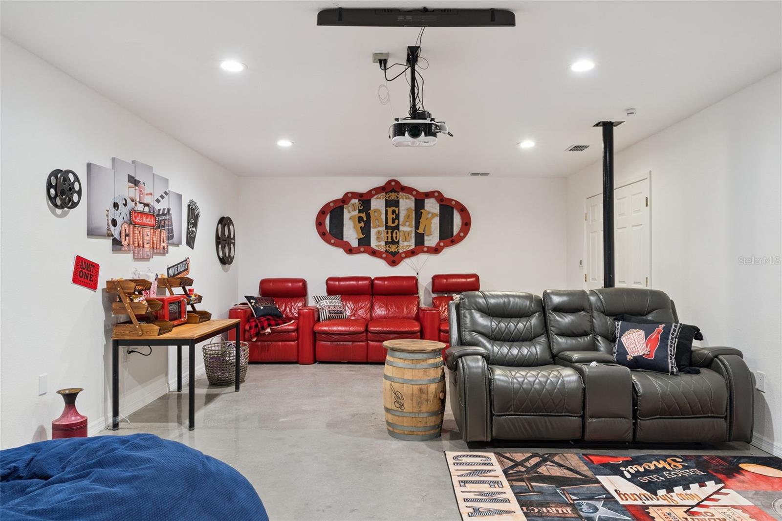 Image 45 of 58 For 12736 Lake Ridge Circle