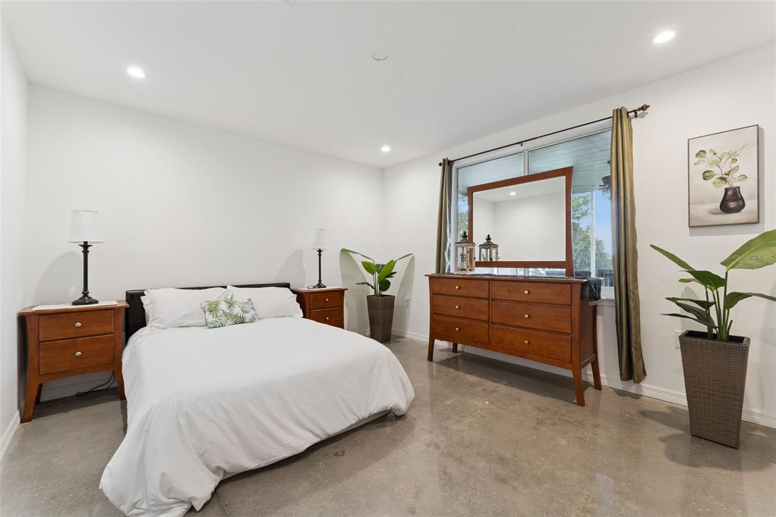 Image 47 of 58 For 12736 Lake Ridge Circle