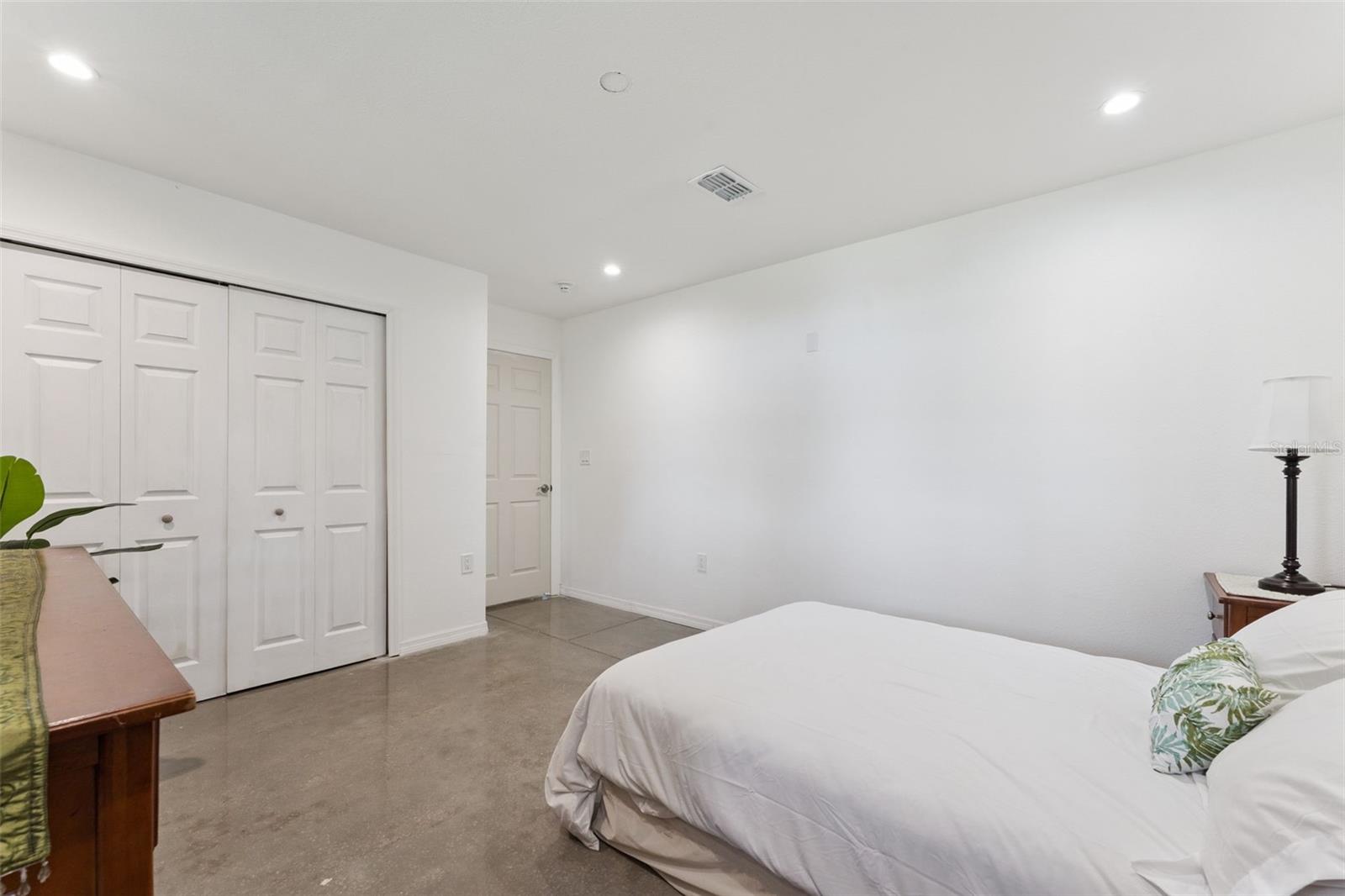 Image 48 of 58 For 12736 Lake Ridge Circle