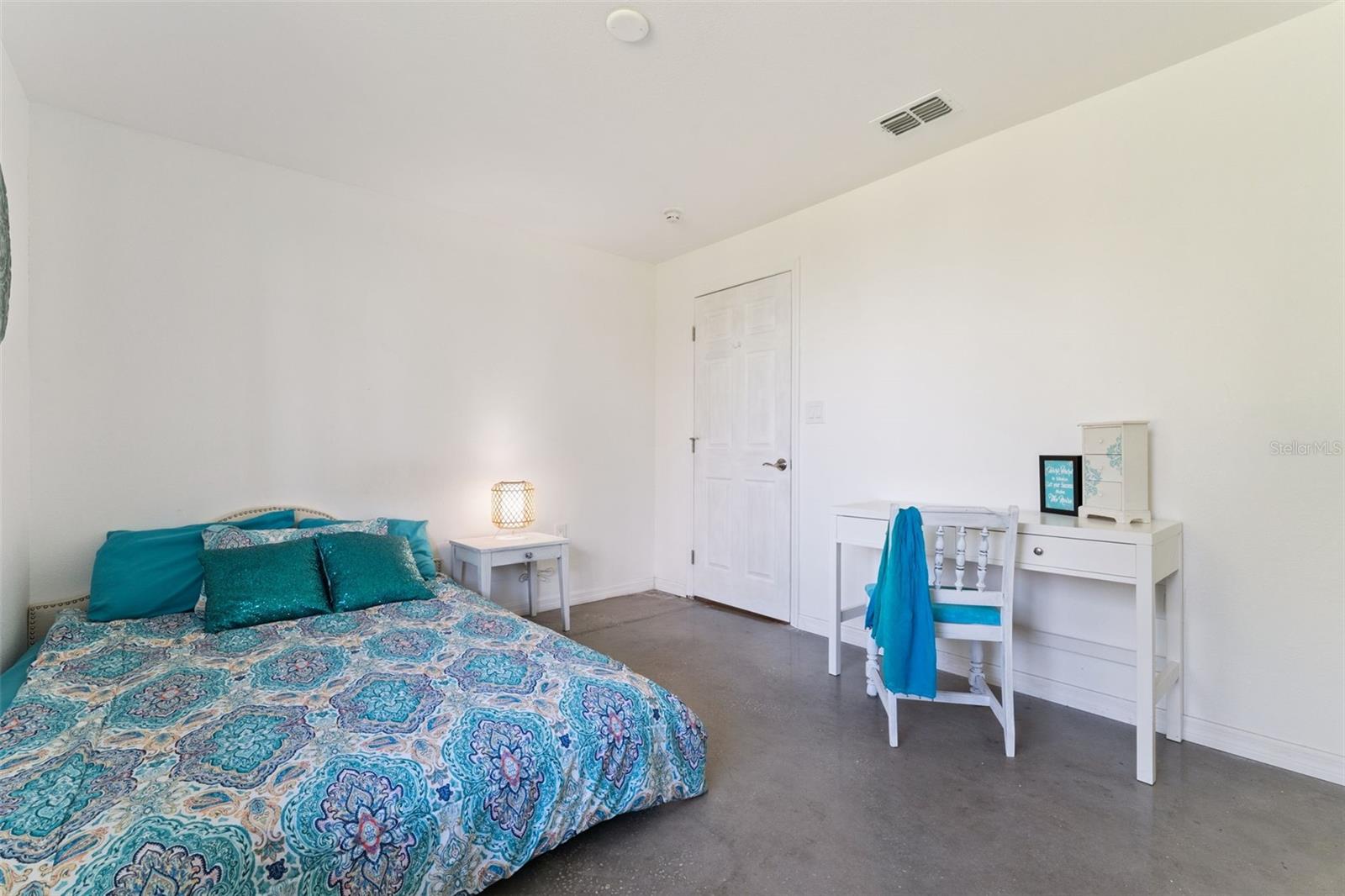 Image 50 of 58 For 12736 Lake Ridge Circle