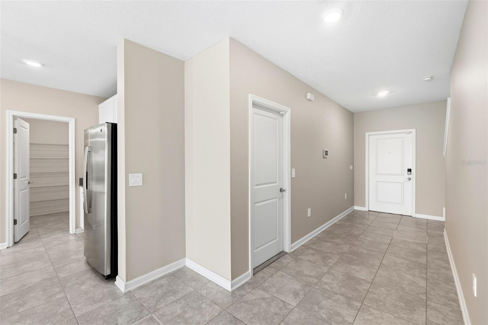 Image 16 of 48 For 724 Daring Drive