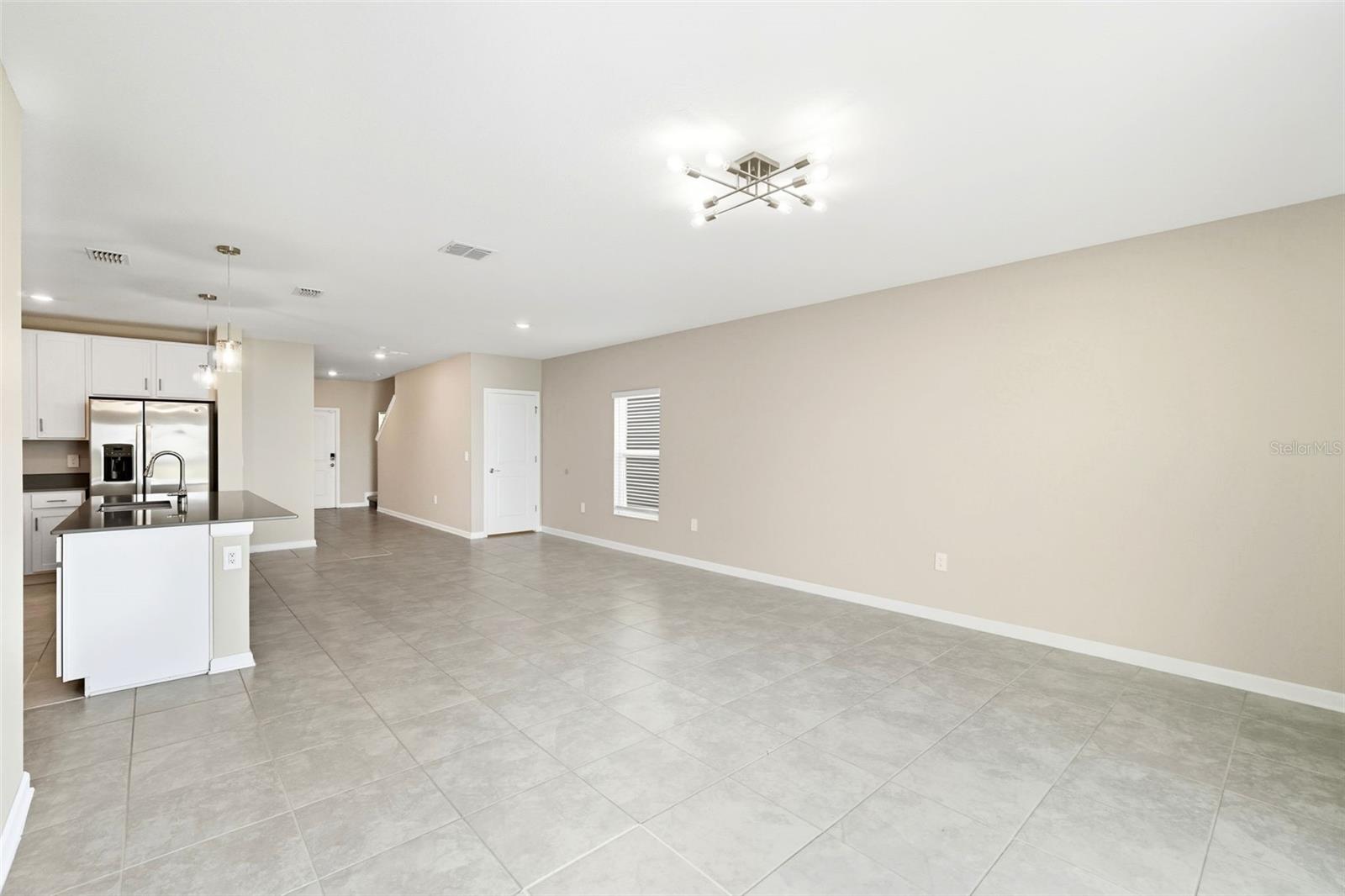 Image 26 of 48 For 724 Daring Drive