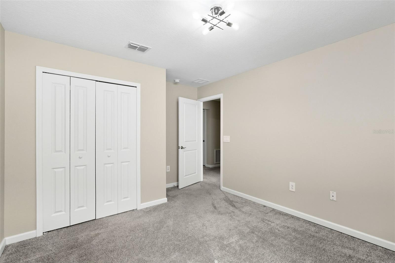 Image 39 of 48 For 724 Daring Drive