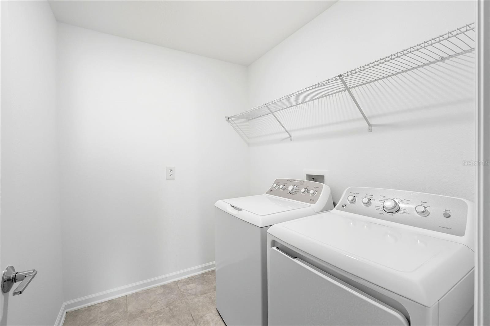 Image 41 of 48 For 724 Daring Drive