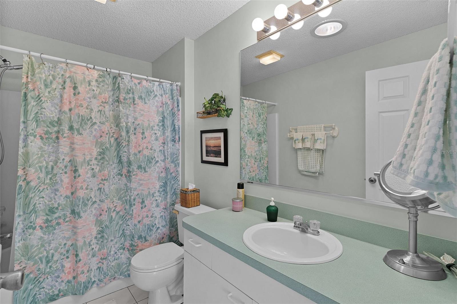 Image 10 of 22 For 1330 La Jolla Circle