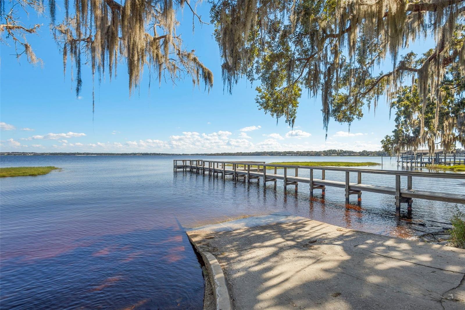 Image 26 of 28 For 10454 Spring Lake Drive