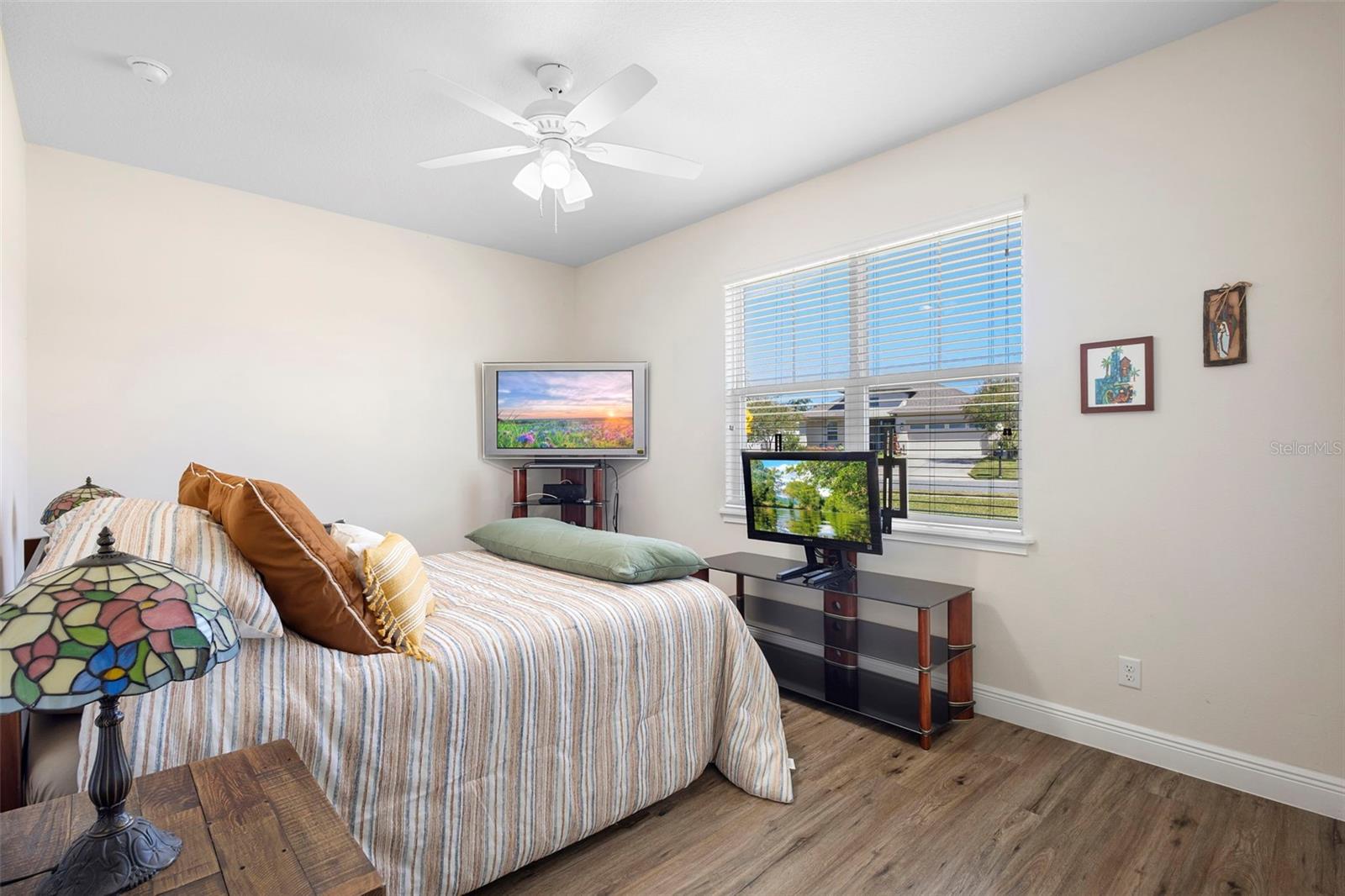 Image 3 of 28 For 10454 Spring Lake Drive