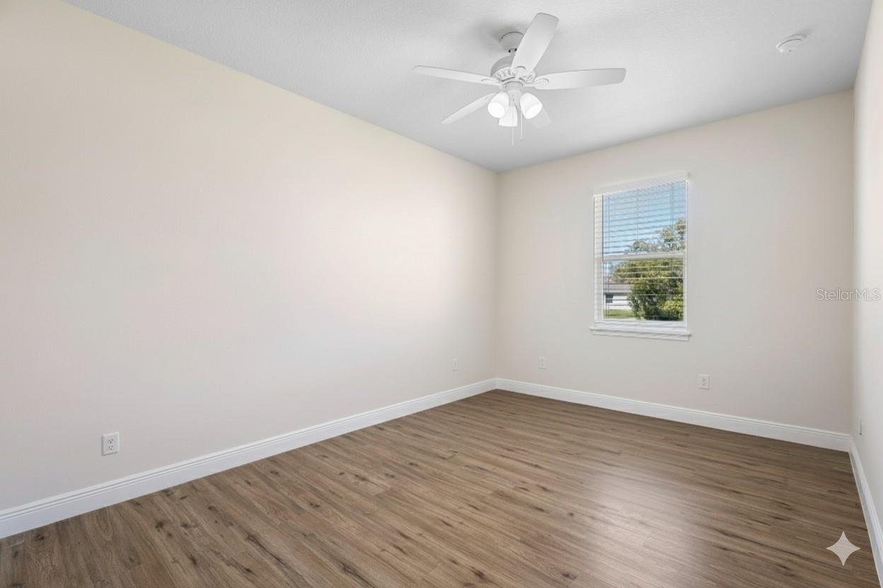 Image 4 of 28 For 10454 Spring Lake Drive