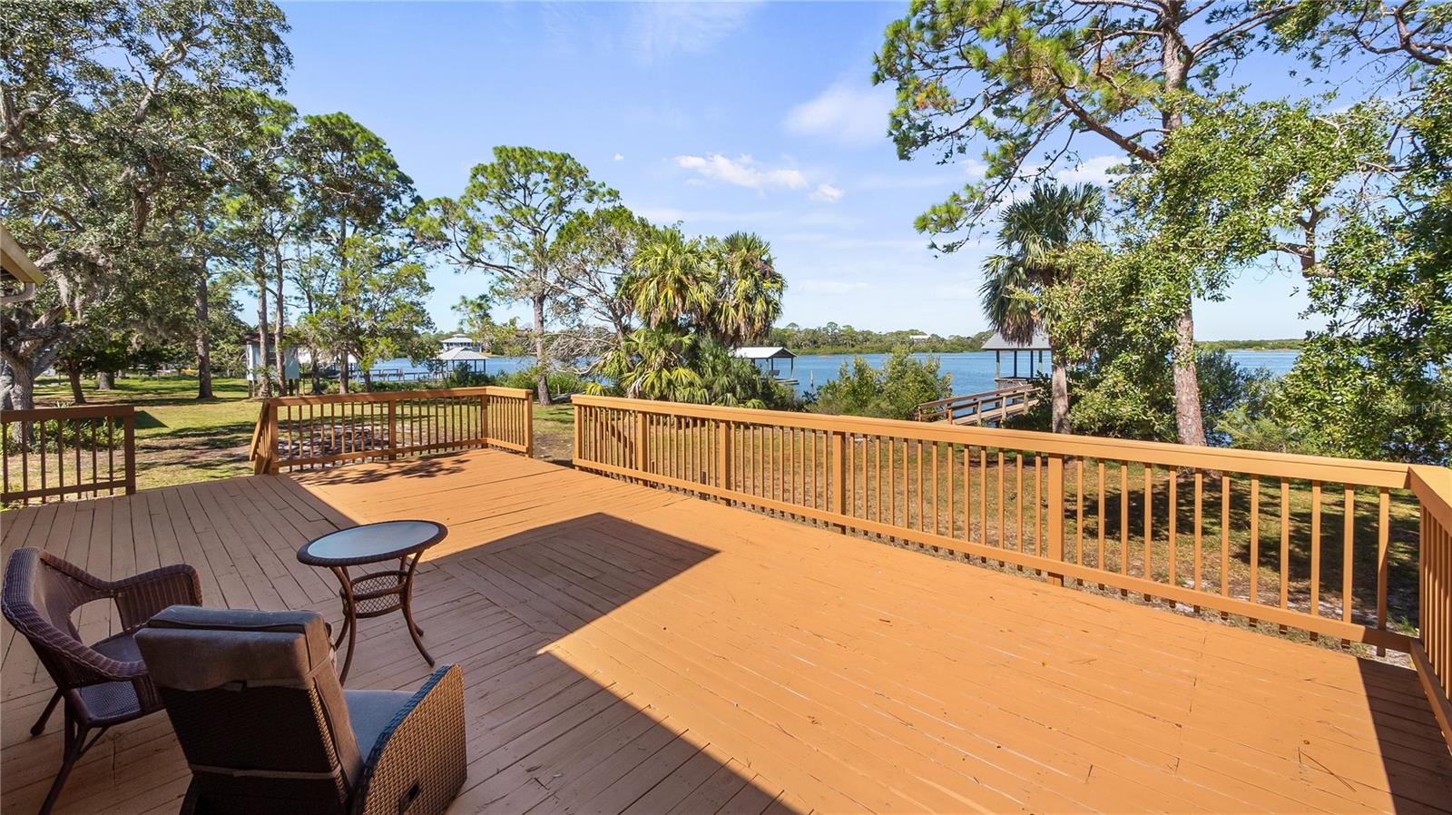 Image 16 of 56 For 16317 Andrews Circle