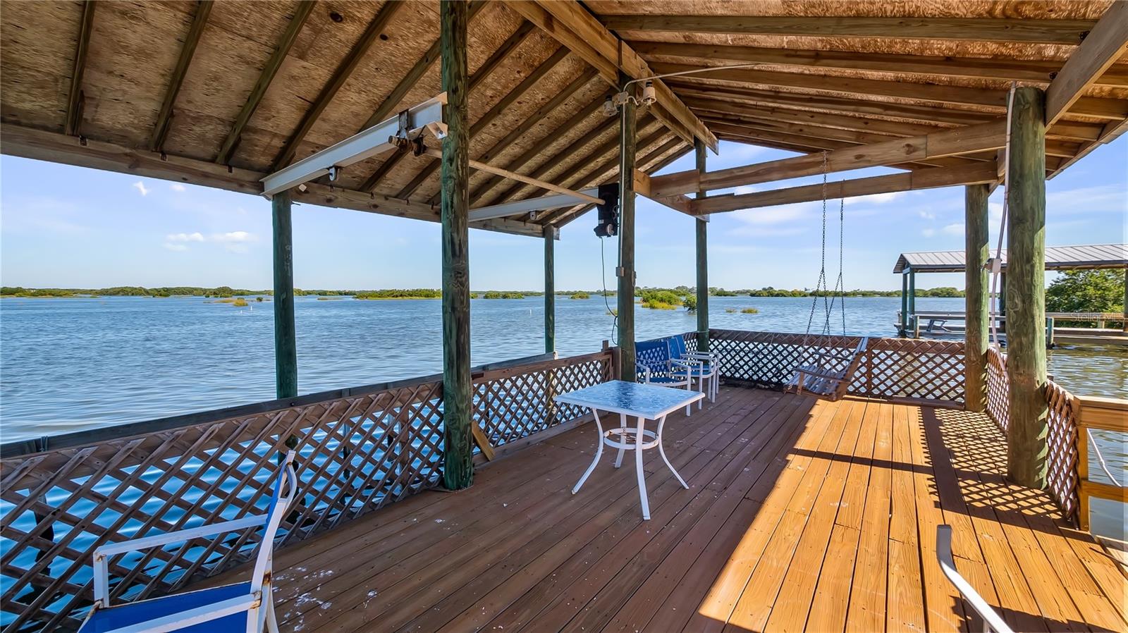 Image 18 of 56 For 16317 Andrews Circle