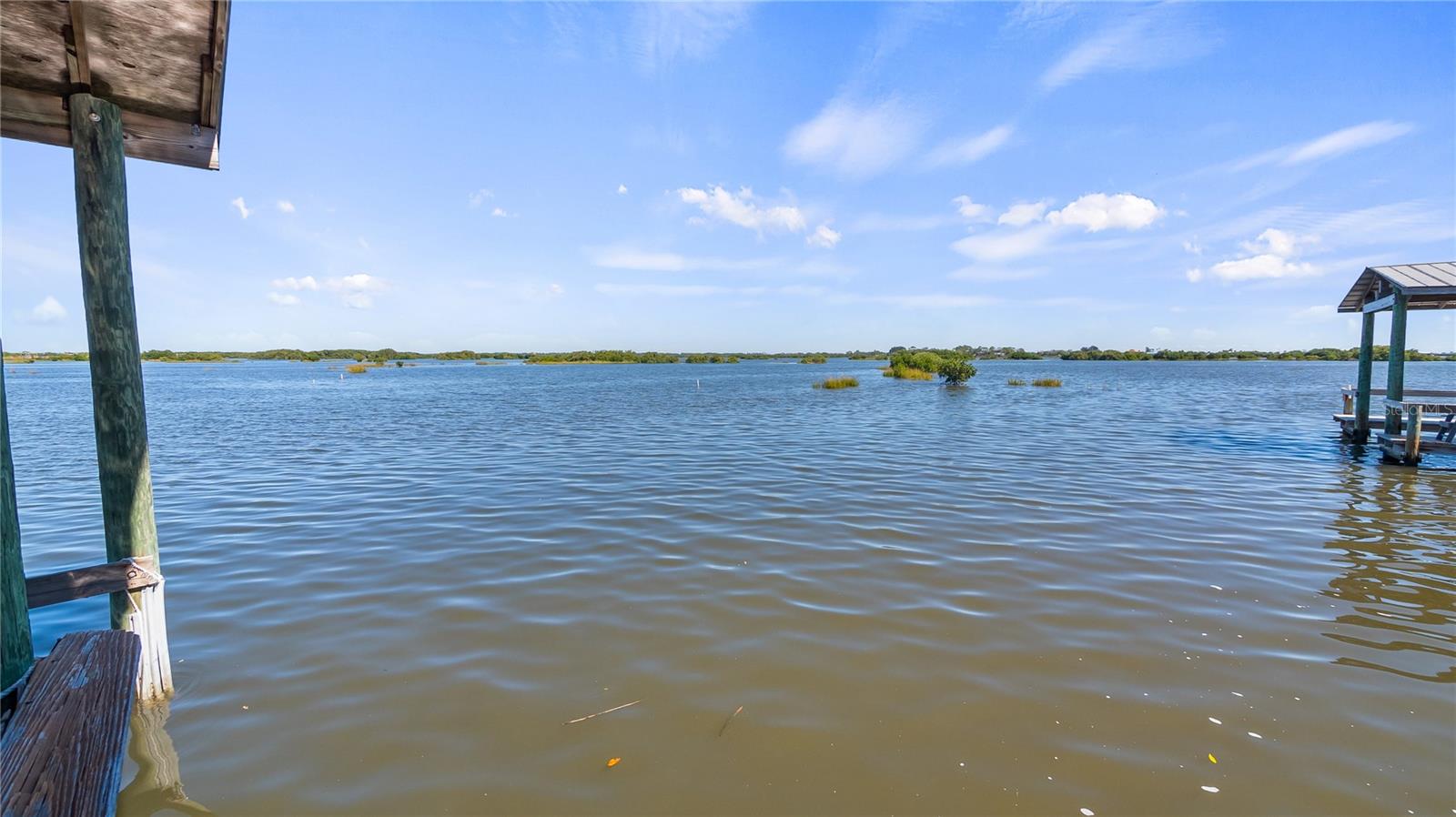 Image 19 of 56 For 16317 Andrews Circle