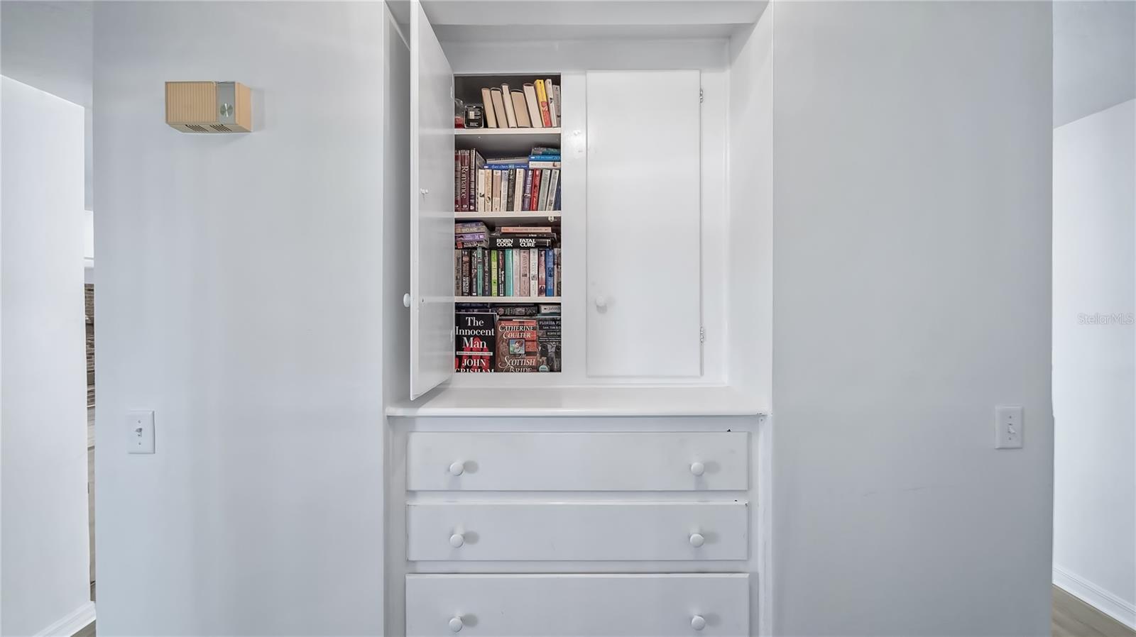 Image 30 of 56 For 16317 Andrews Circle