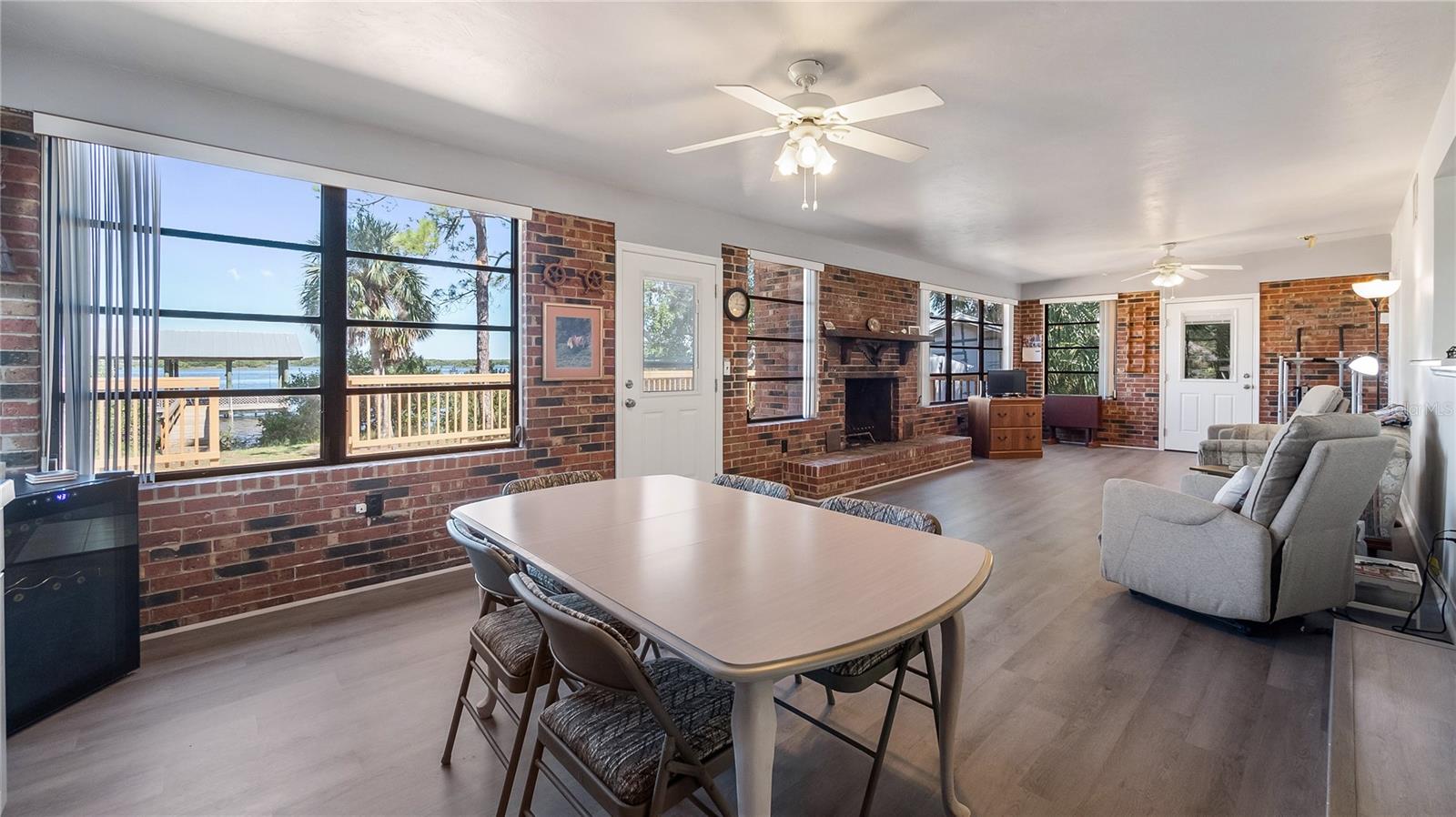 Image 43 of 56 For 16317 Andrews Circle