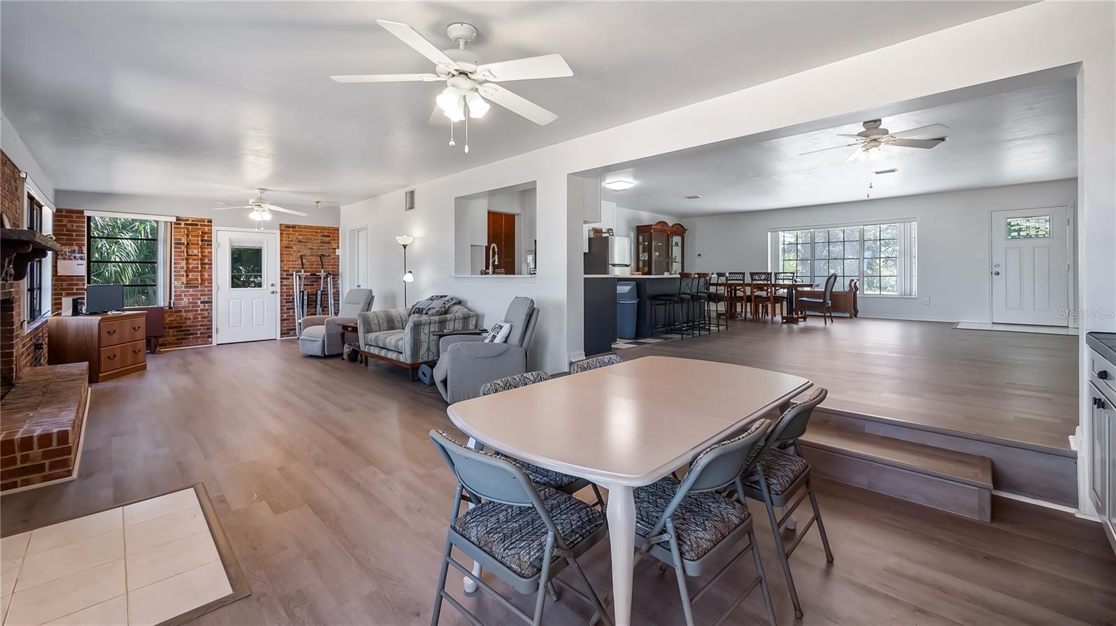 Image 44 of 56 For 16317 Andrews Circle