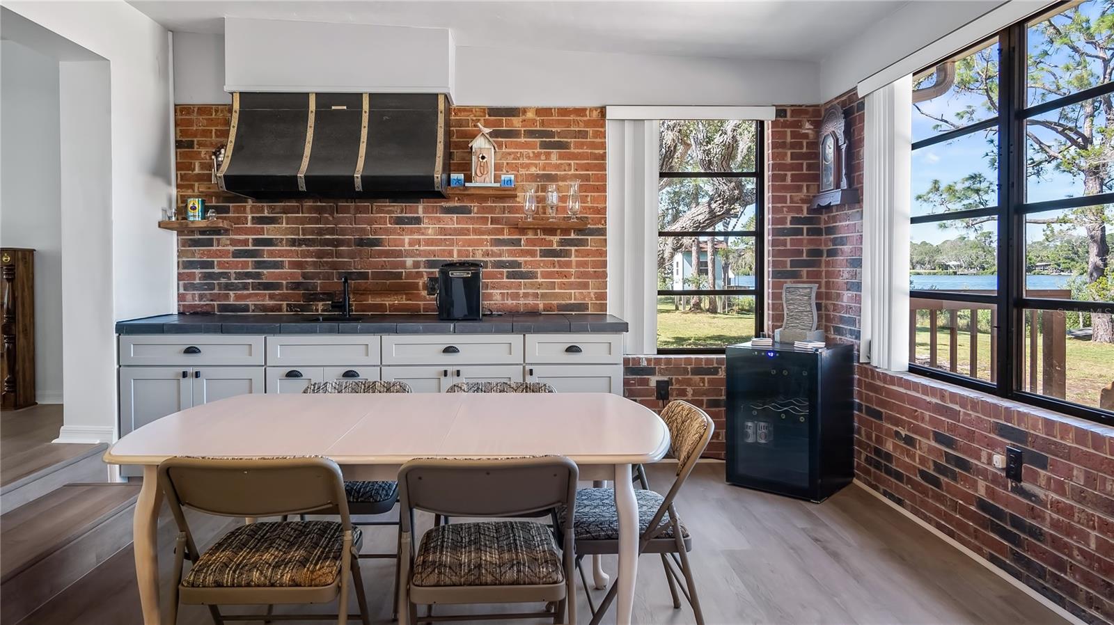 Image 46 of 56 For 16317 Andrews Circle