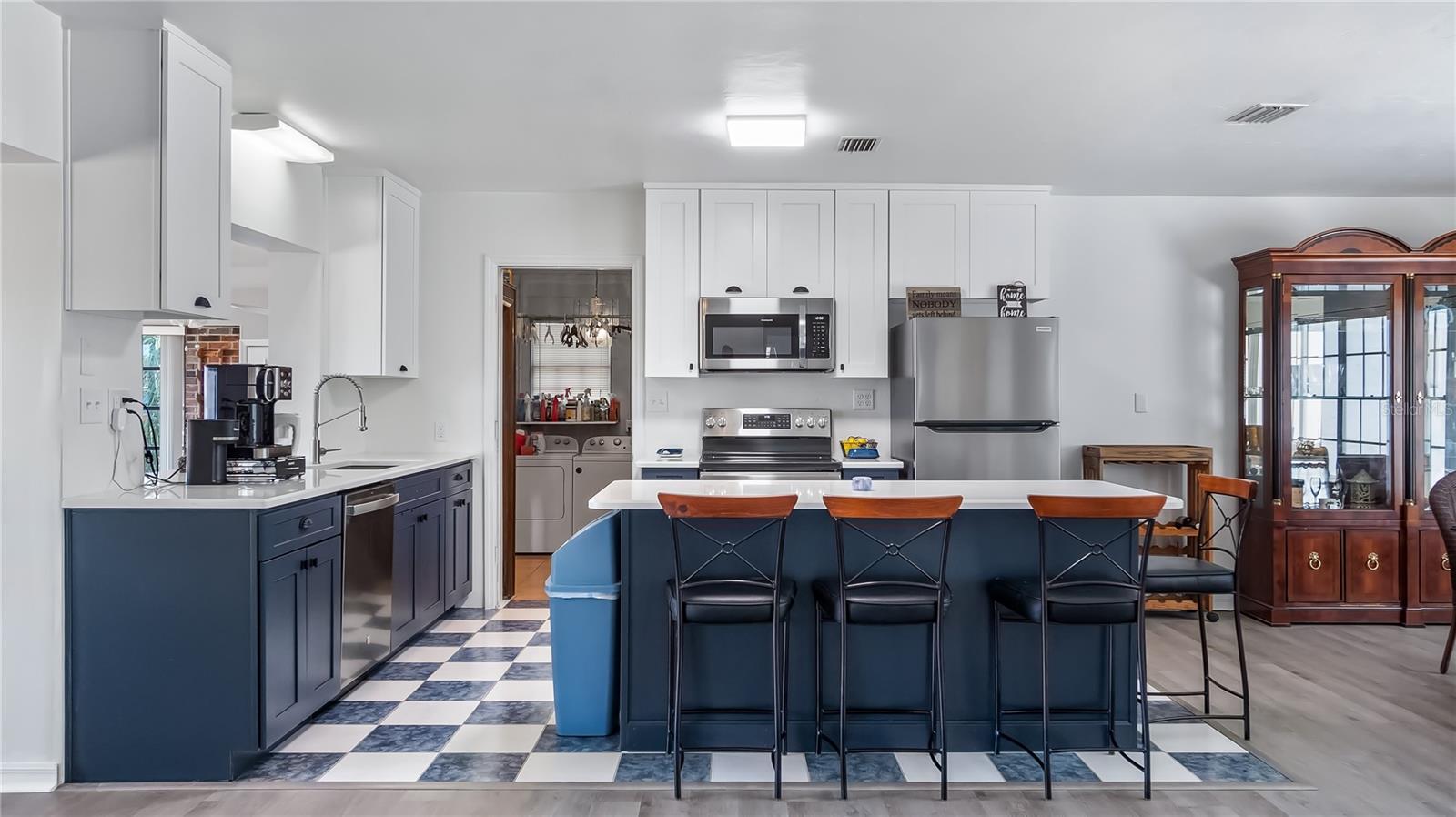 Image 9 of 56 For 16317 Andrews Circle