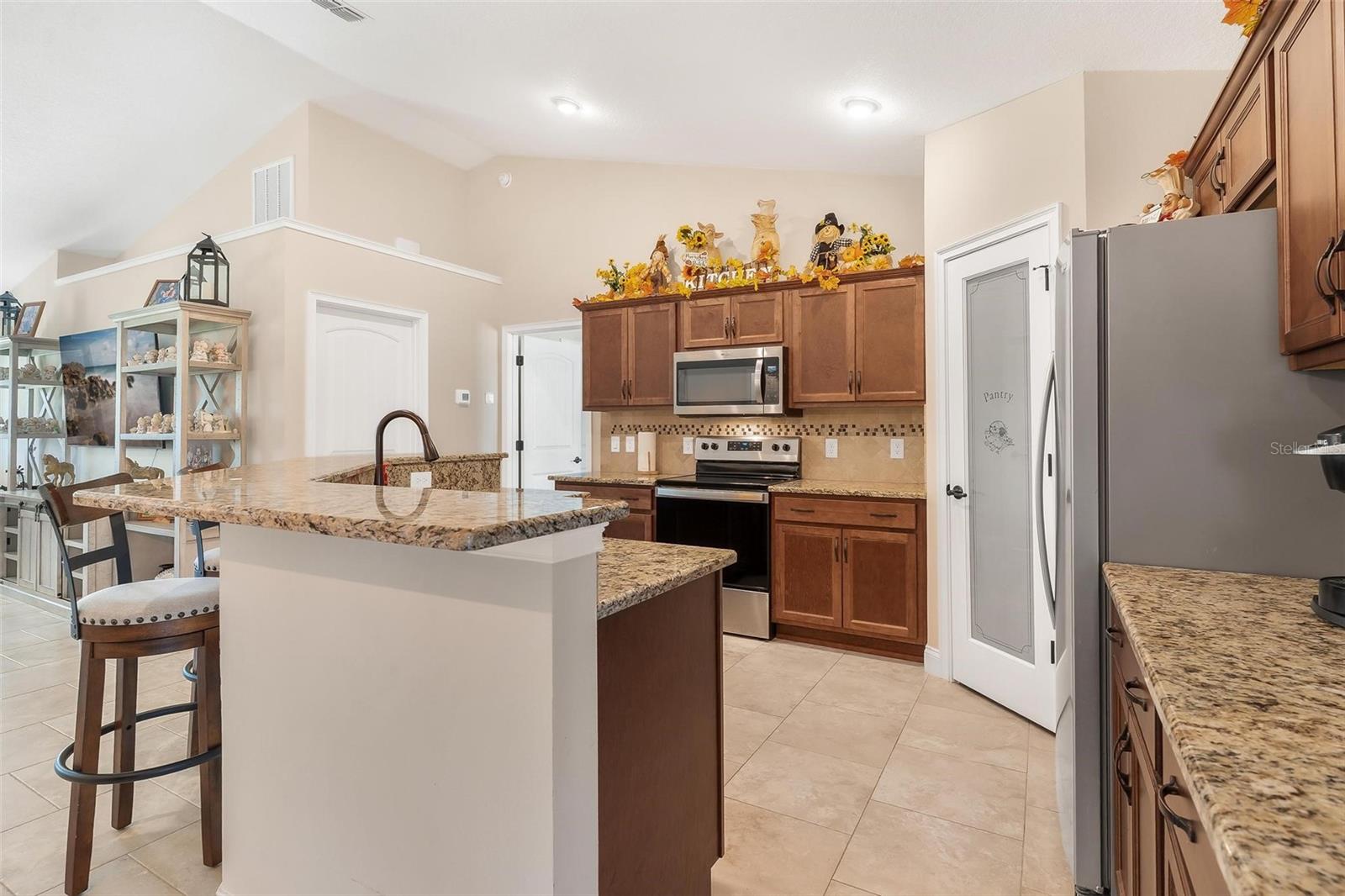 Image 12 of 56 For 17401 150th Avenue Road