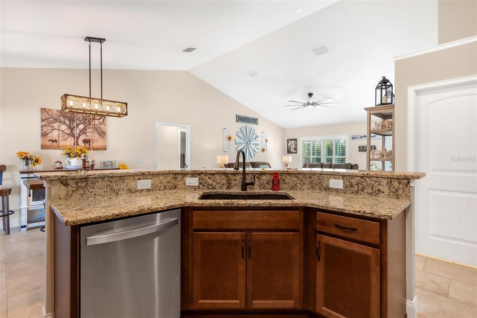 Image 14 of 56 For 17401 150th Avenue Road