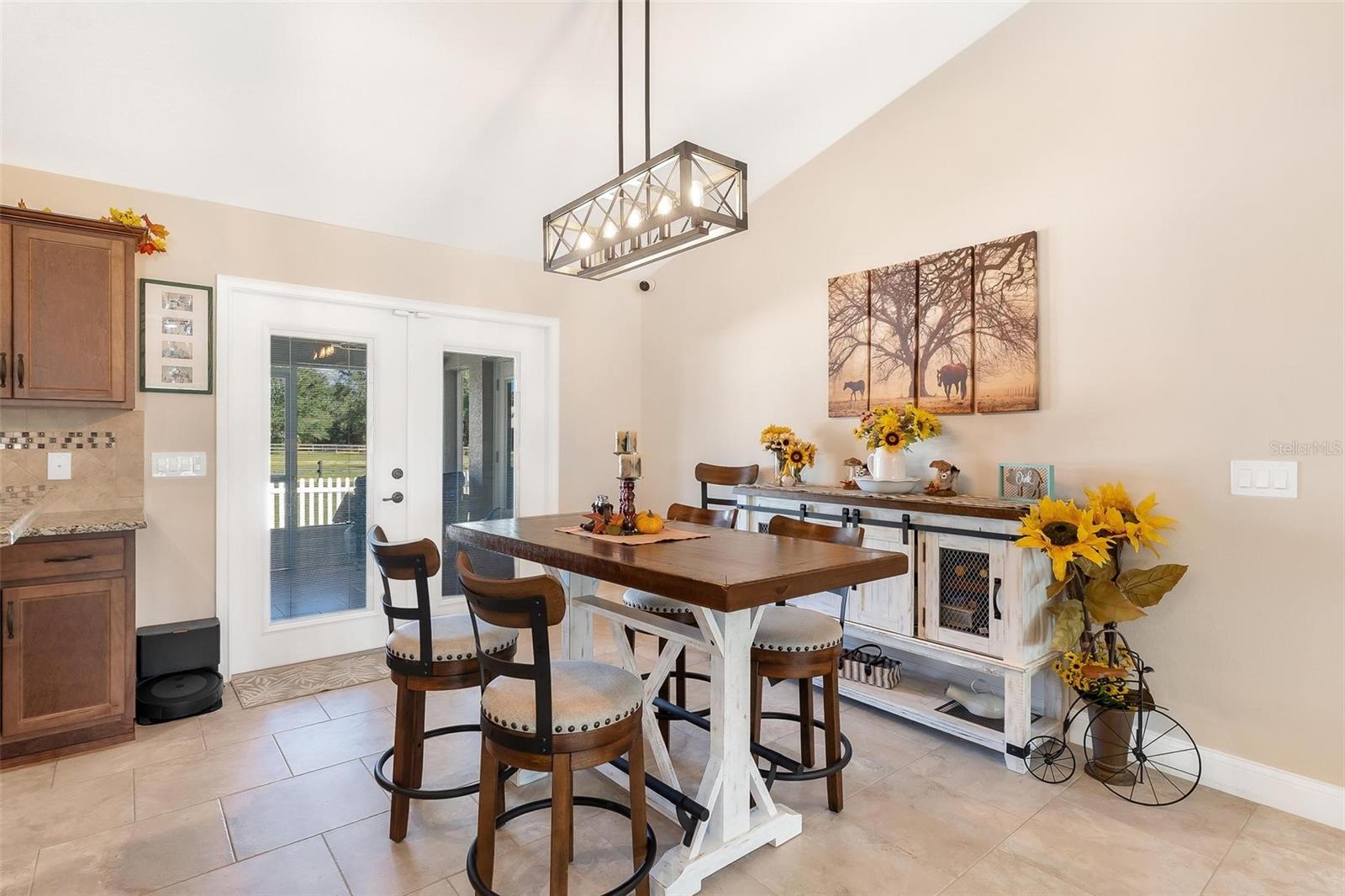 Image 18 of 56 For 17401 150th Avenue Road