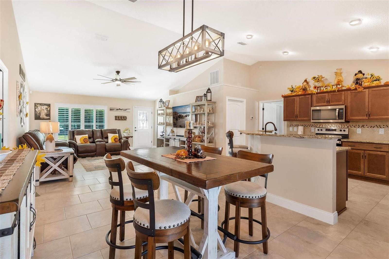 Image 19 of 56 For 17401 150th Avenue Road