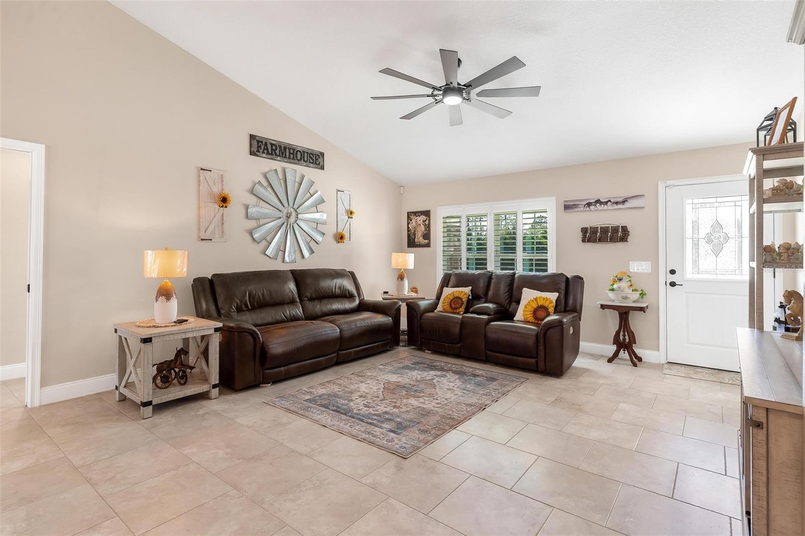 Image 7 of 56 For 17401 150th Avenue Road