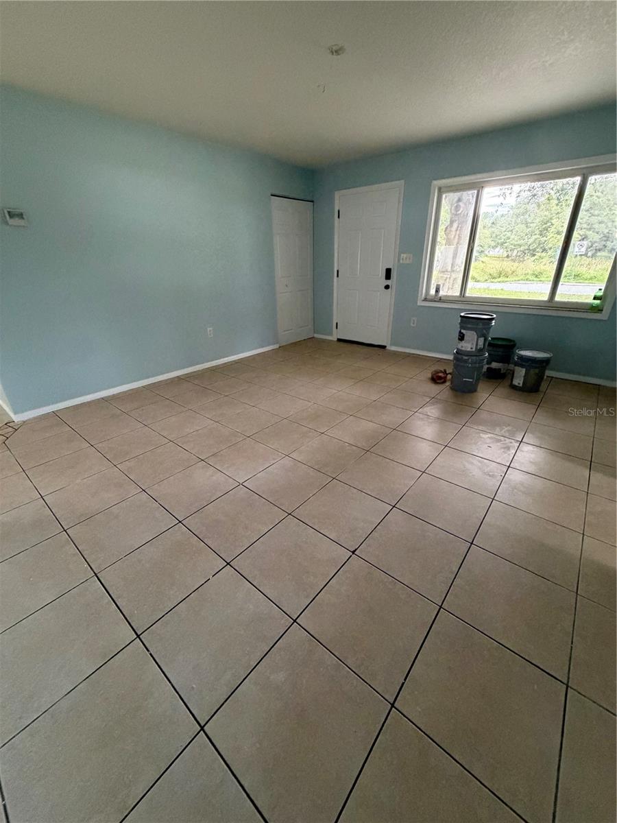 Image 3 of 16 For 6808 Fern Circle