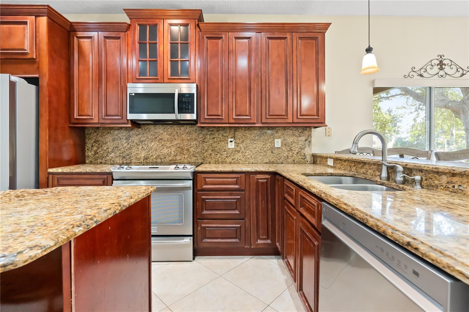 Image 10 of 34 For 4703 Cape Hatteras Drive