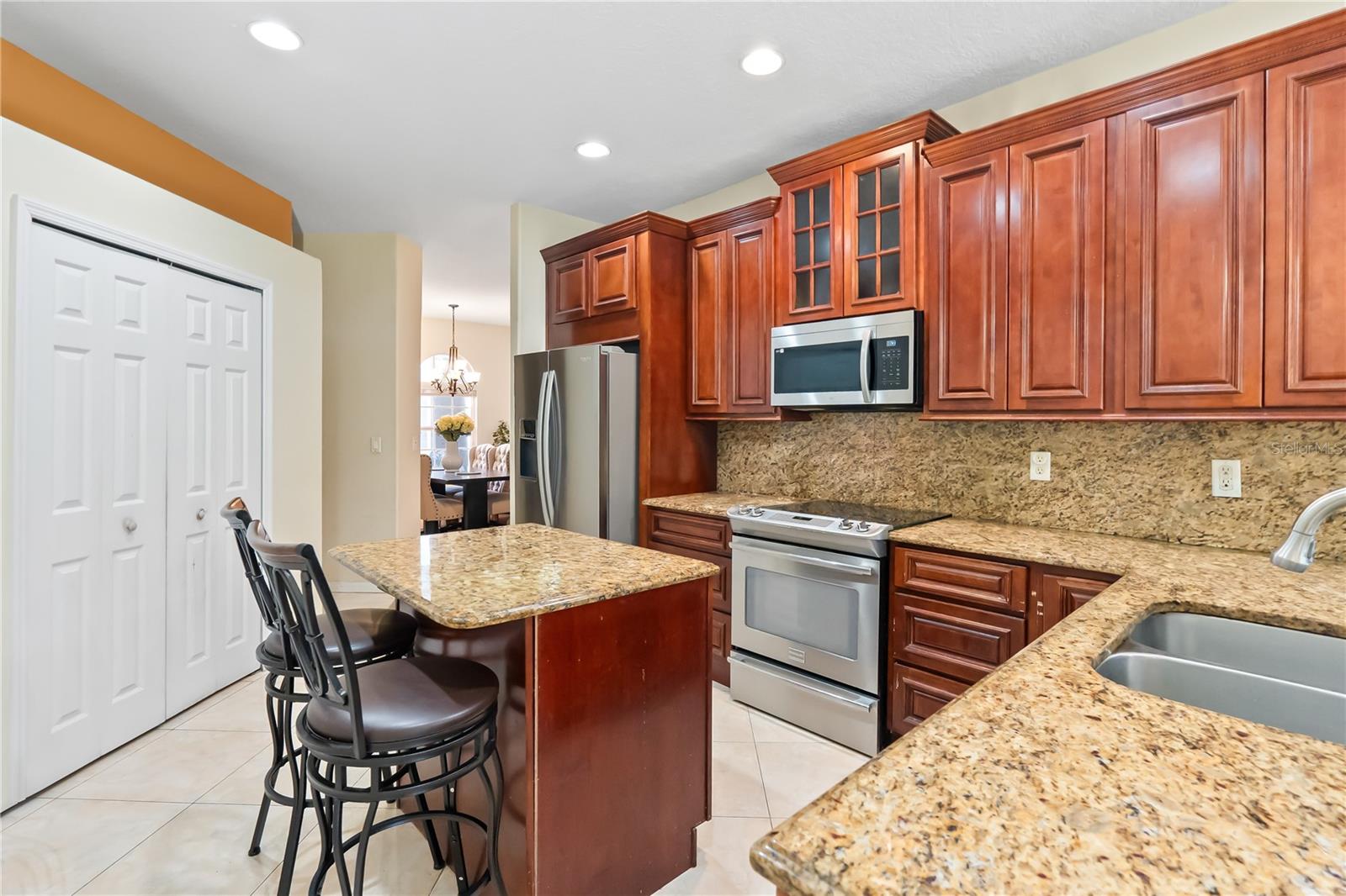 Image 13 of 34 For 4703 Cape Hatteras Drive